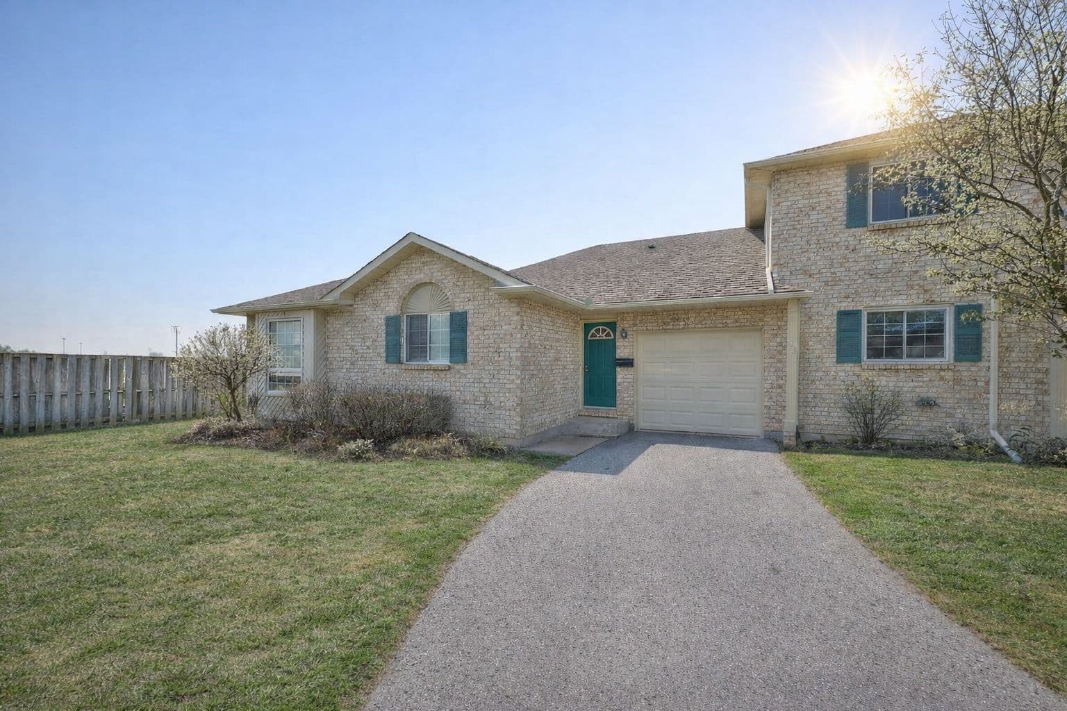 7470 Monastery Drive 23, Niagara Falls, ON L2H 3B3