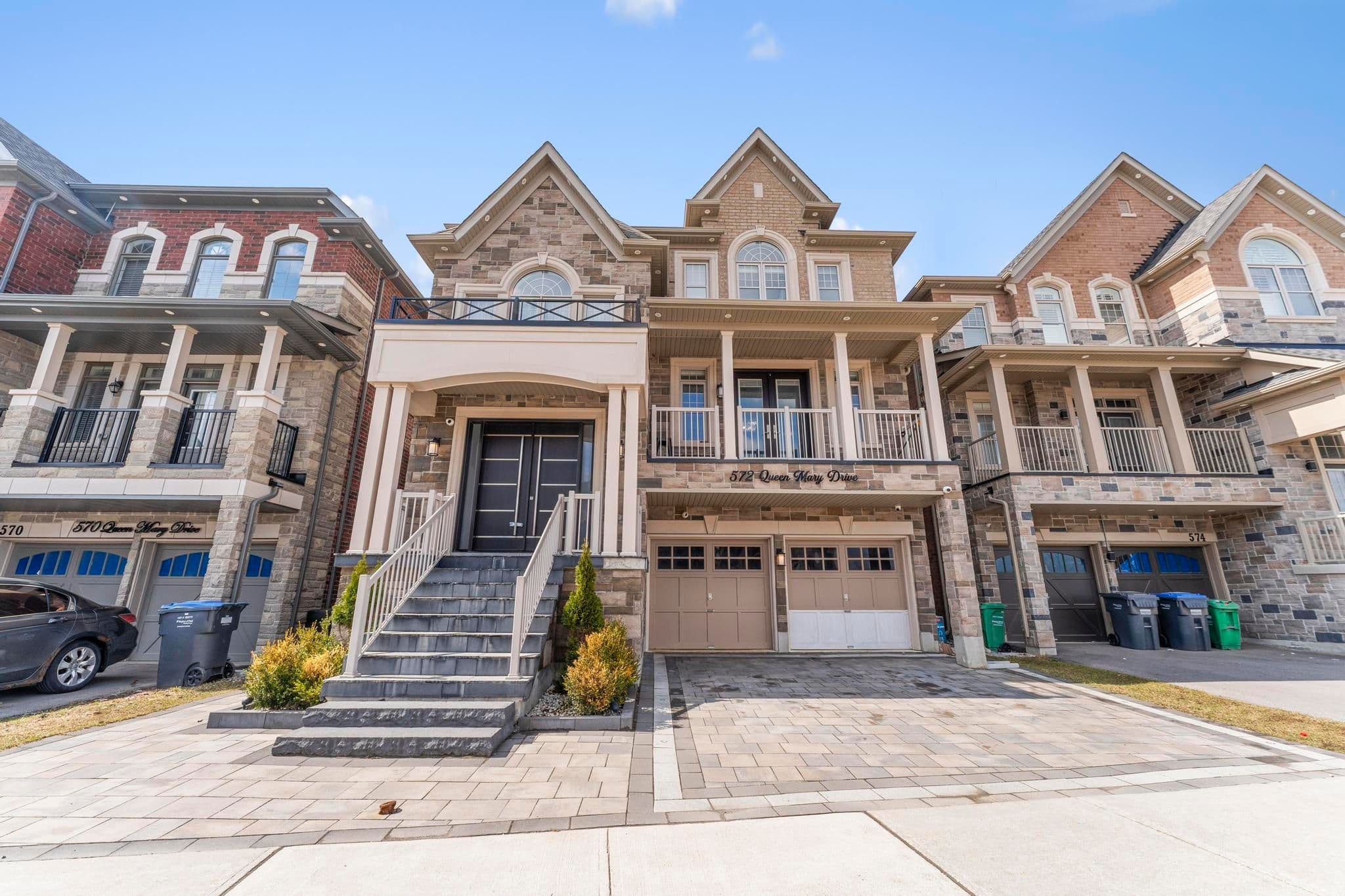 572 Queen Mary Drive, Brampton, ON L7A 4Y6