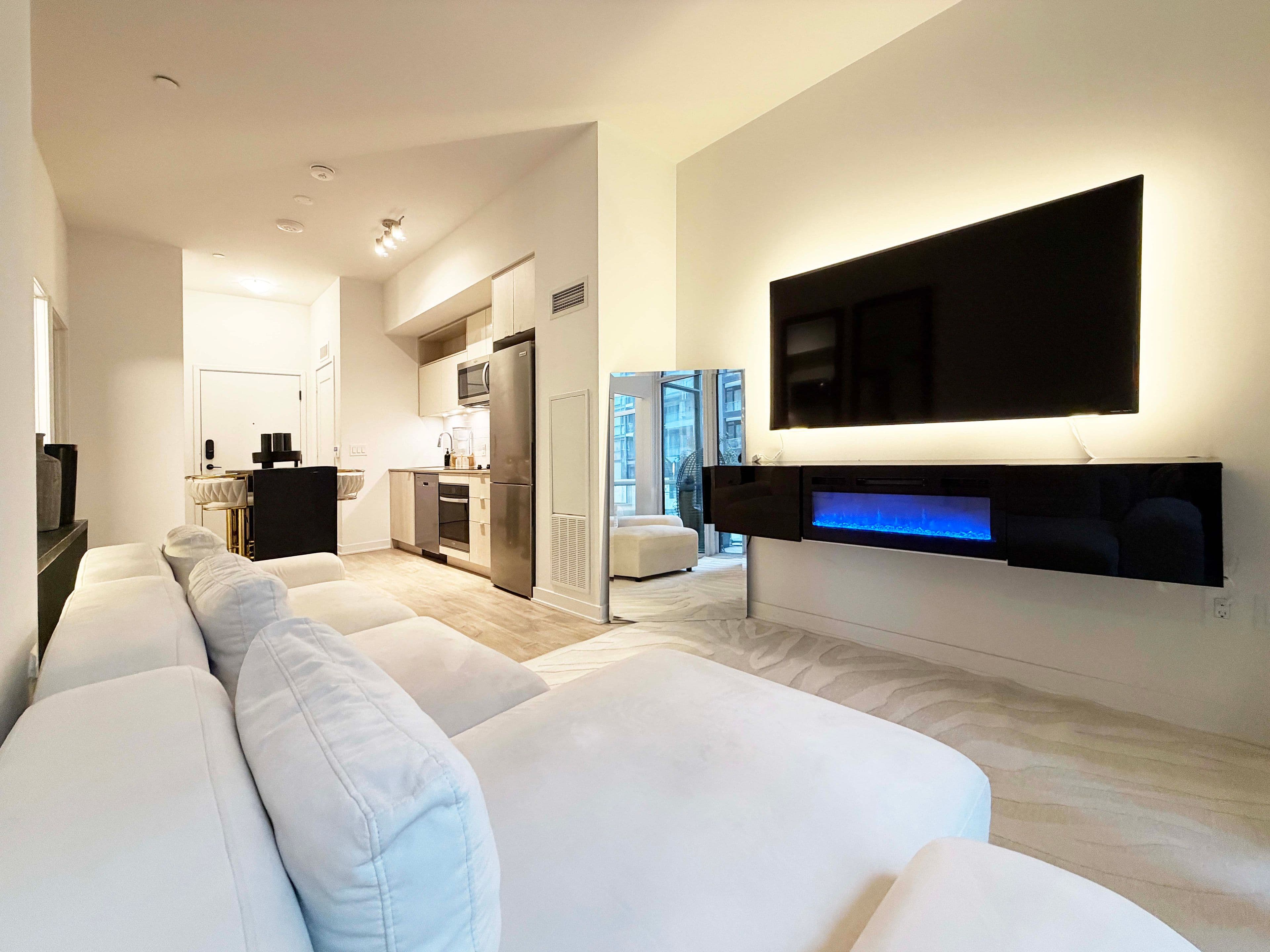 60 Princess Street 1113, Toronto C08, ON M5A 2C7