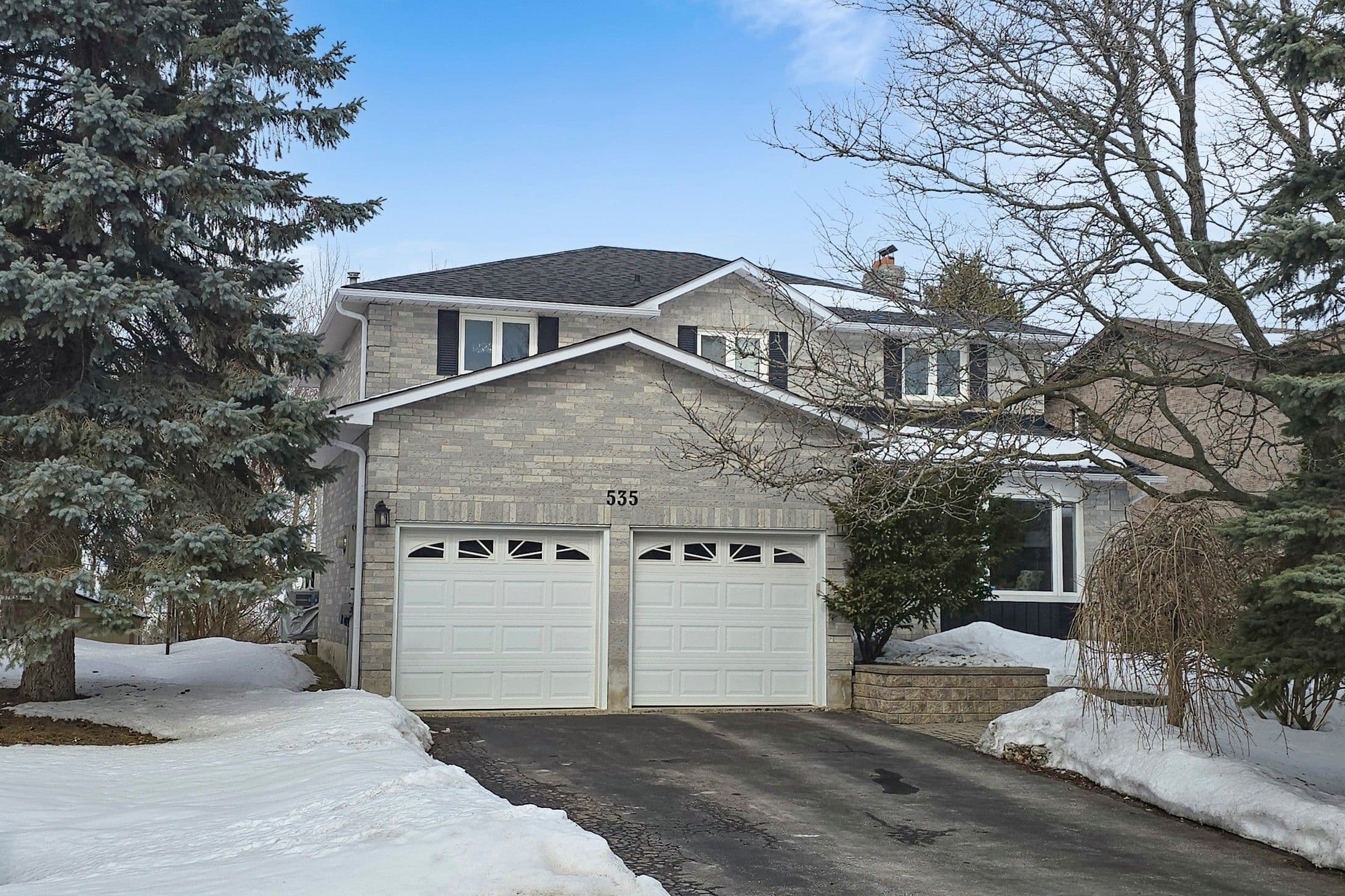 535 Malvern Crescent, Newmarket, ON L3Y 7L7