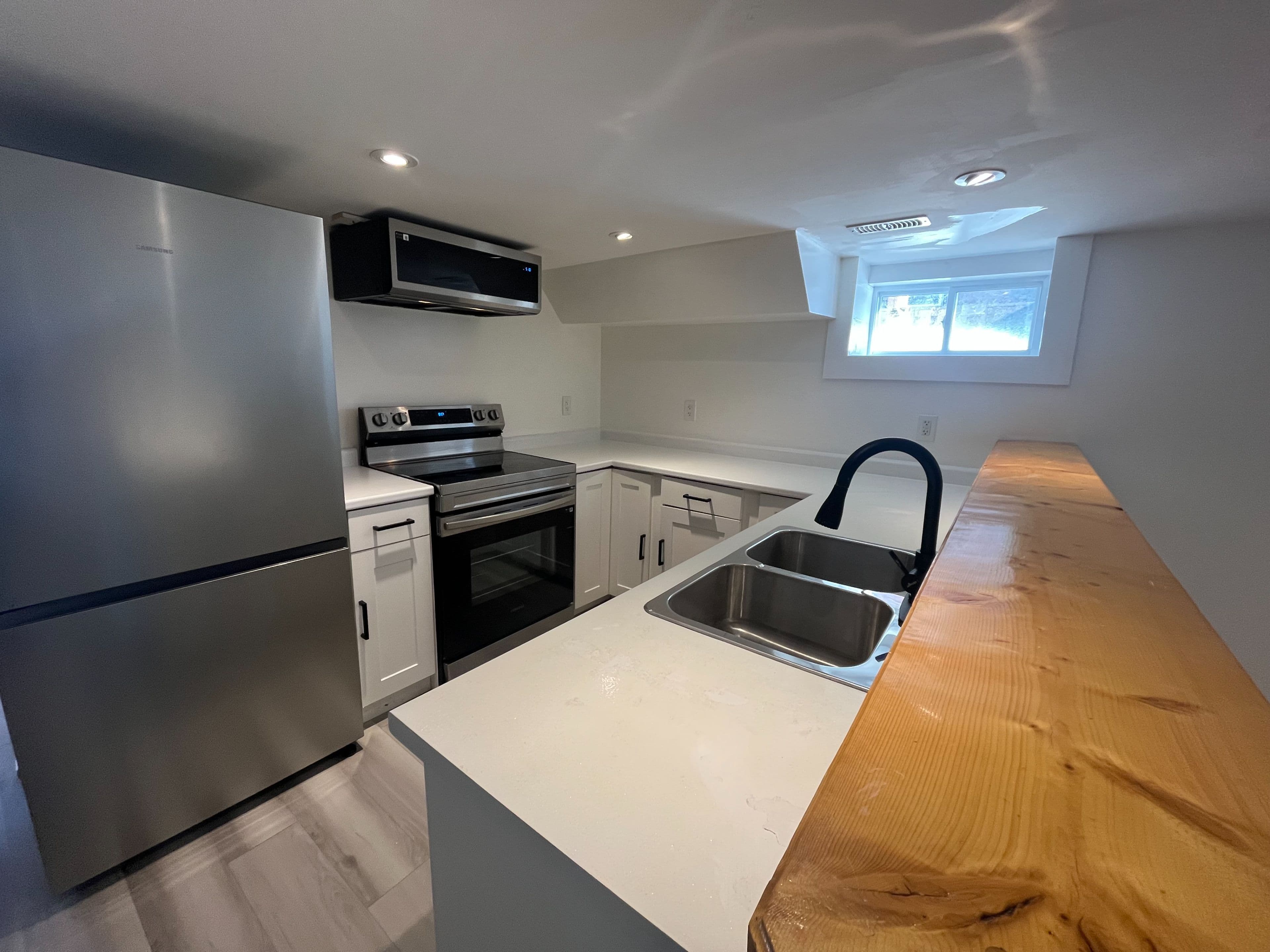 17 Terrace Hill Street 2, Brantford, ON N3R 1E8