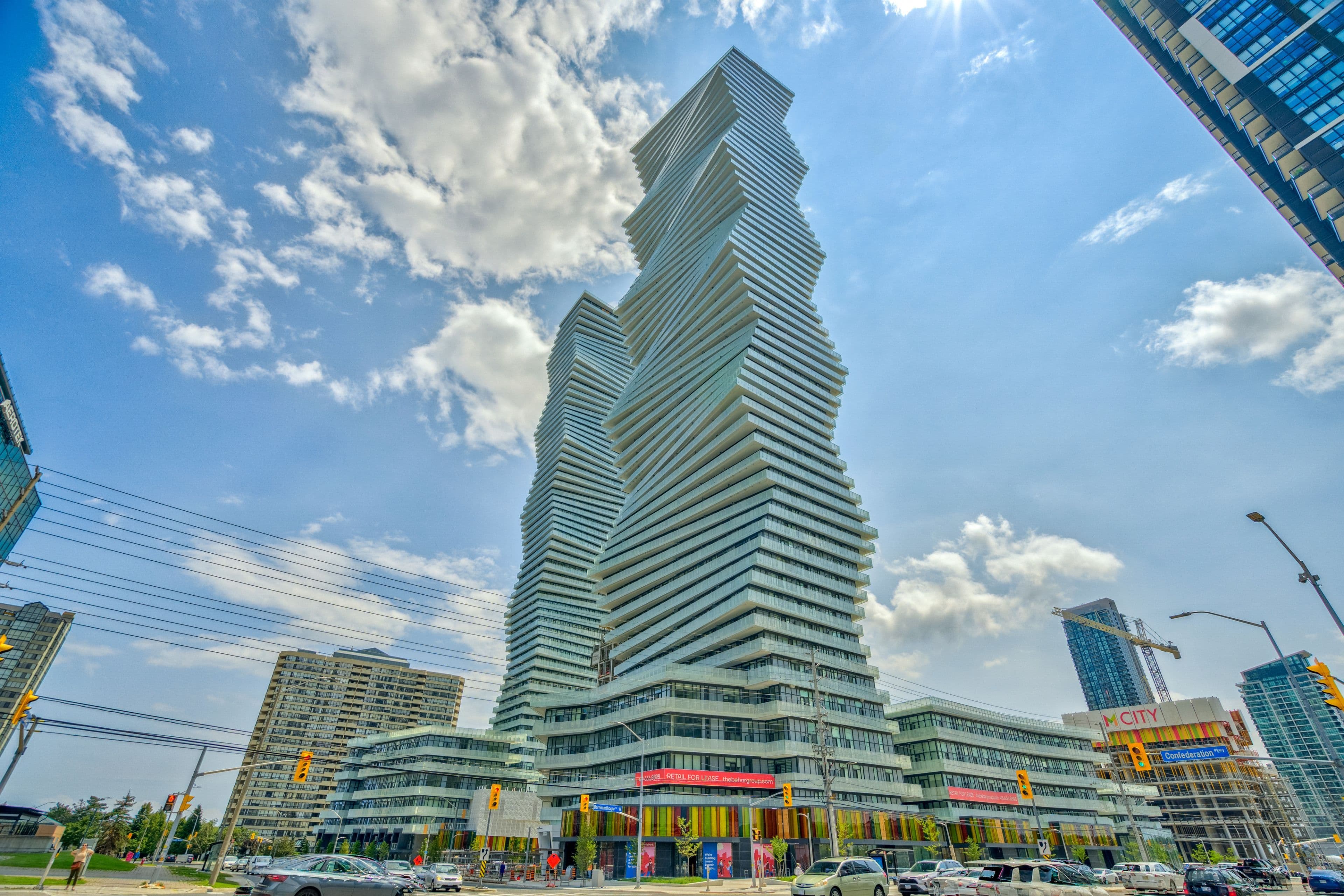 3900 Confederation Parkway 1112, Mississauga, ON L5B 0M3