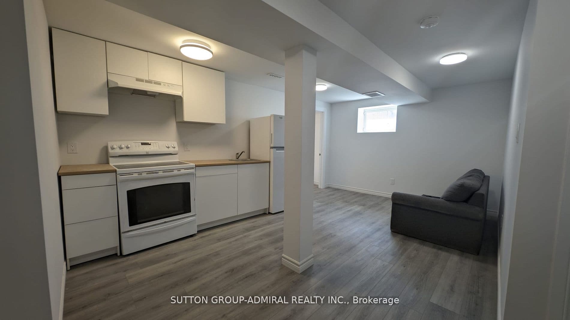 113 Hurst Drive, Barrie, ON L4N 8K9