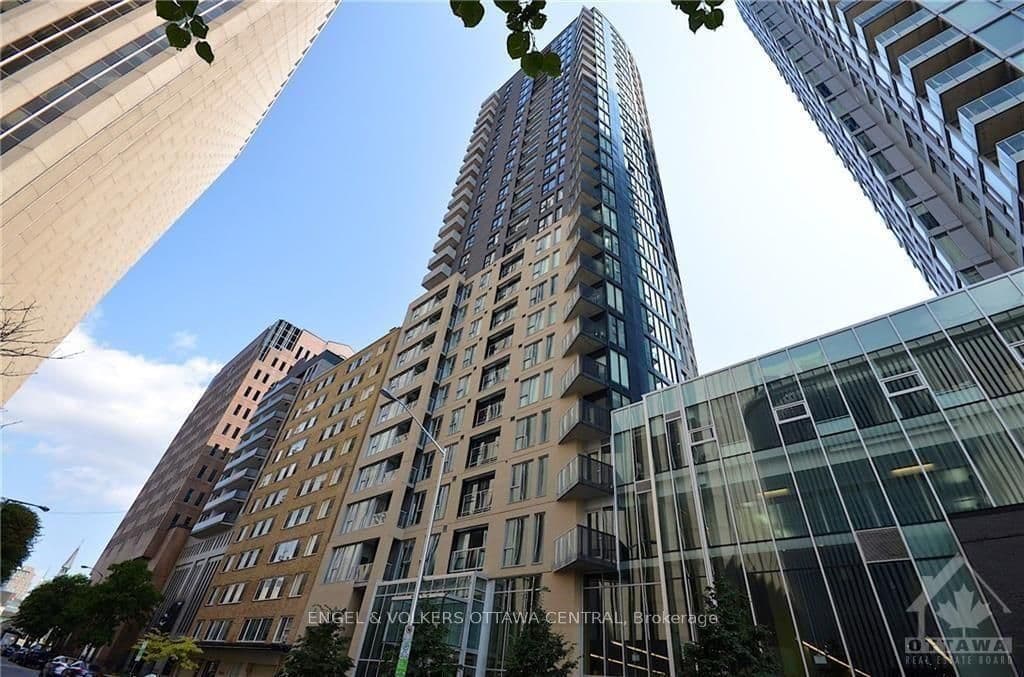 40 Nepean Street 501, Ottawa Centre, ON K2P 0X5