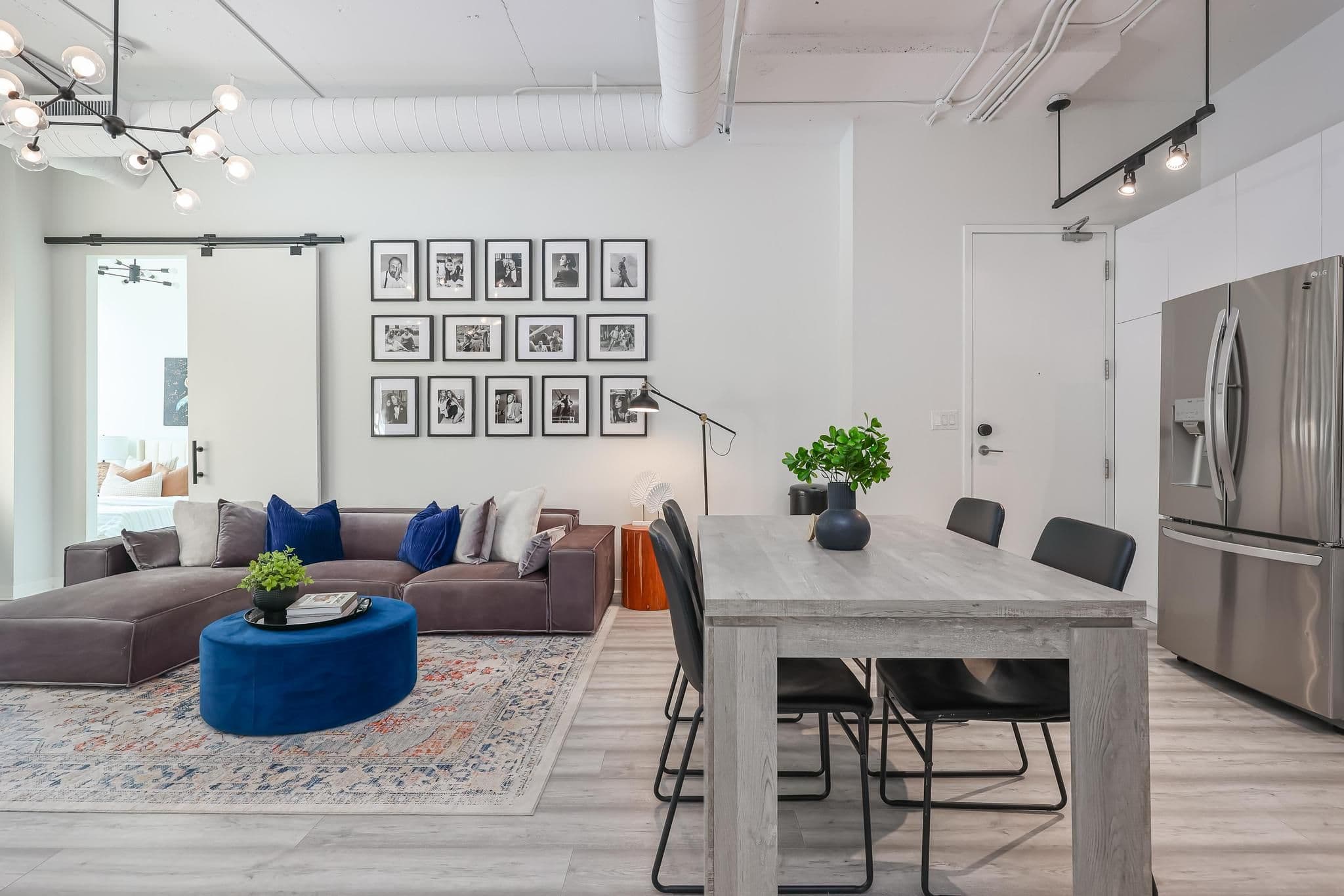 188 Eglinton Avenue E 412, Toronto C10, ON M4P 2X7