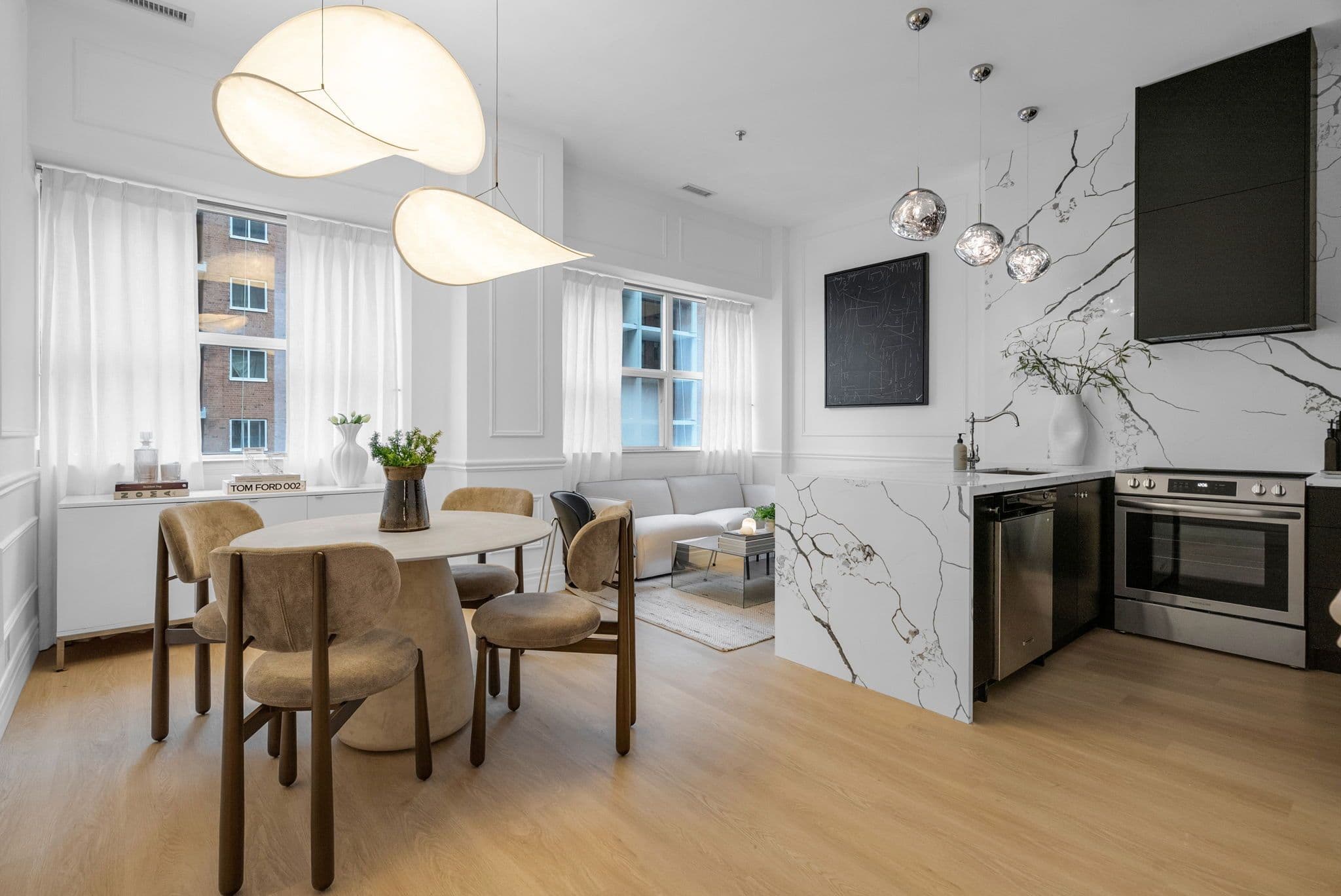 700 King Street 403, Toronto C01, ON M5V 2Y6