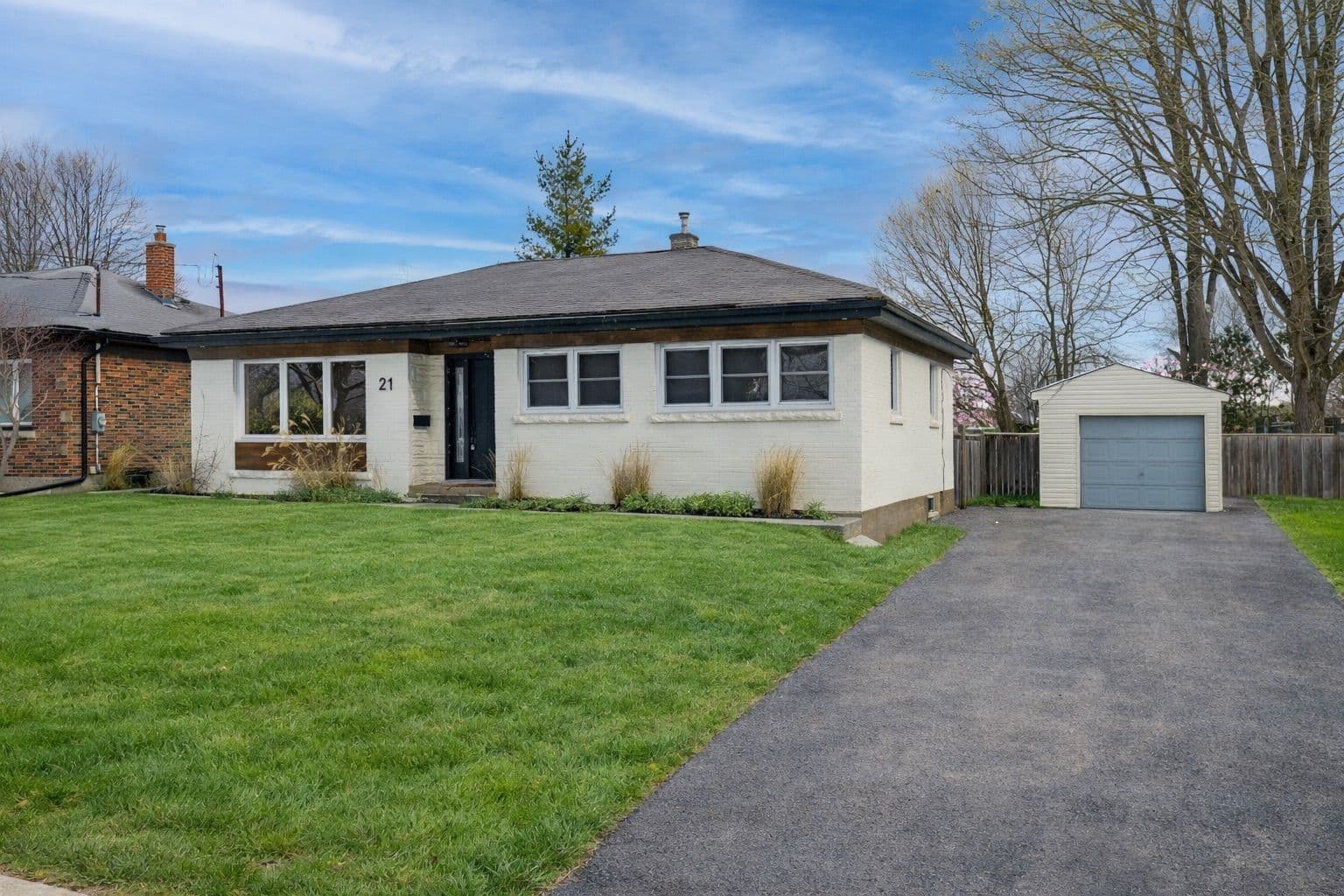 21 Beverly Road, Brantford, ON N3S 6W6