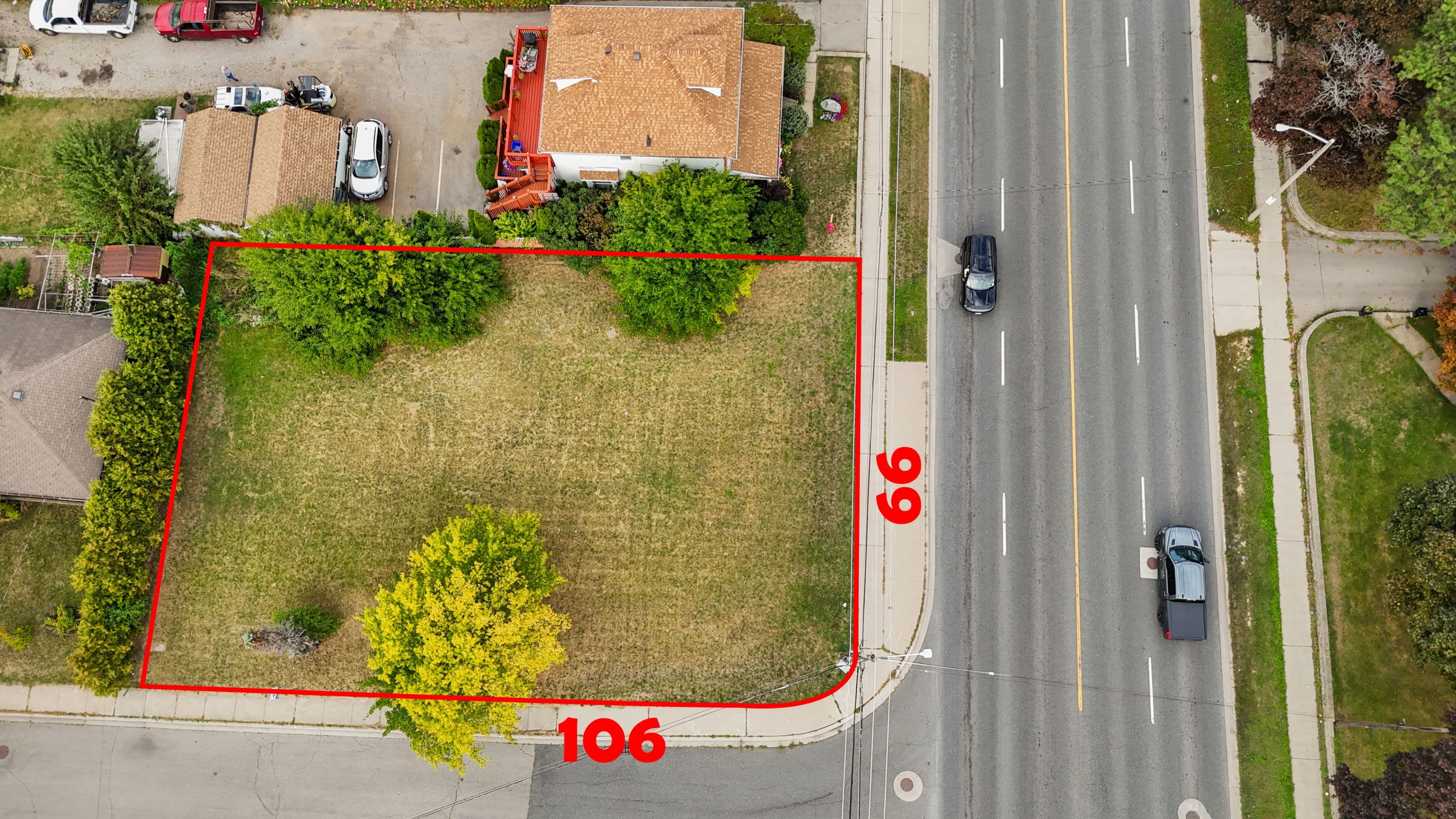 23 centennial Parkway S, Hamilton, ON L8G 2C1