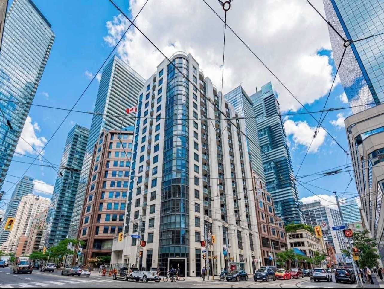 801 Bay Street 1203, Toronto C01, ON M5S 1Y9