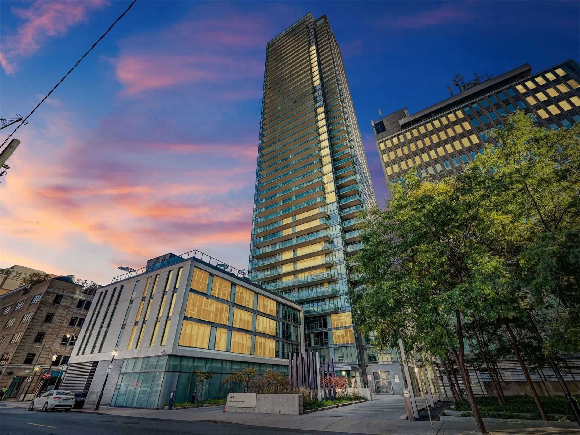 33 Lombard Street 3403, Toronto C08, ON M5C 3H8