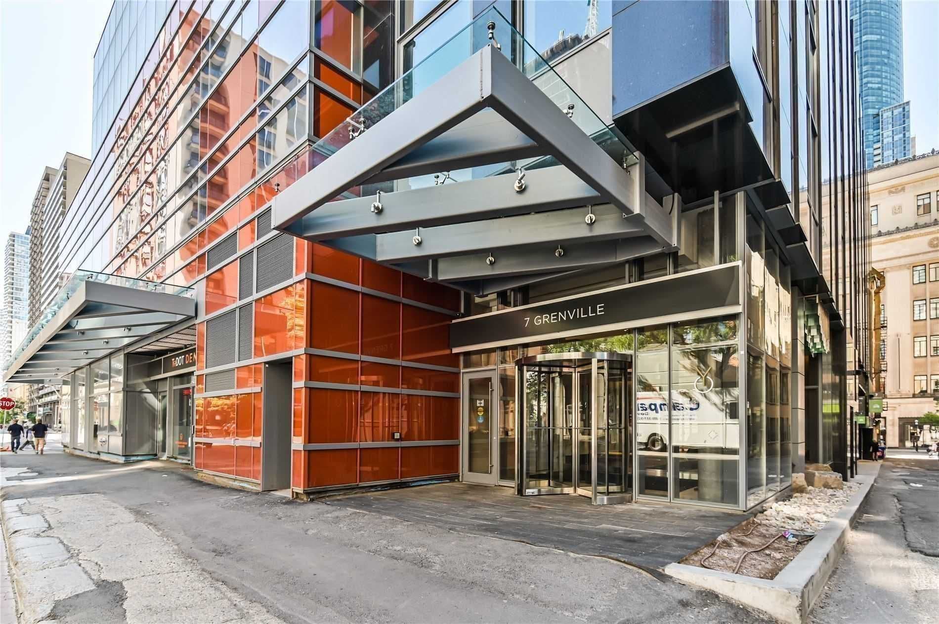 7 Grenville Street 4006, Toronto C01, ON M4Y 0E9