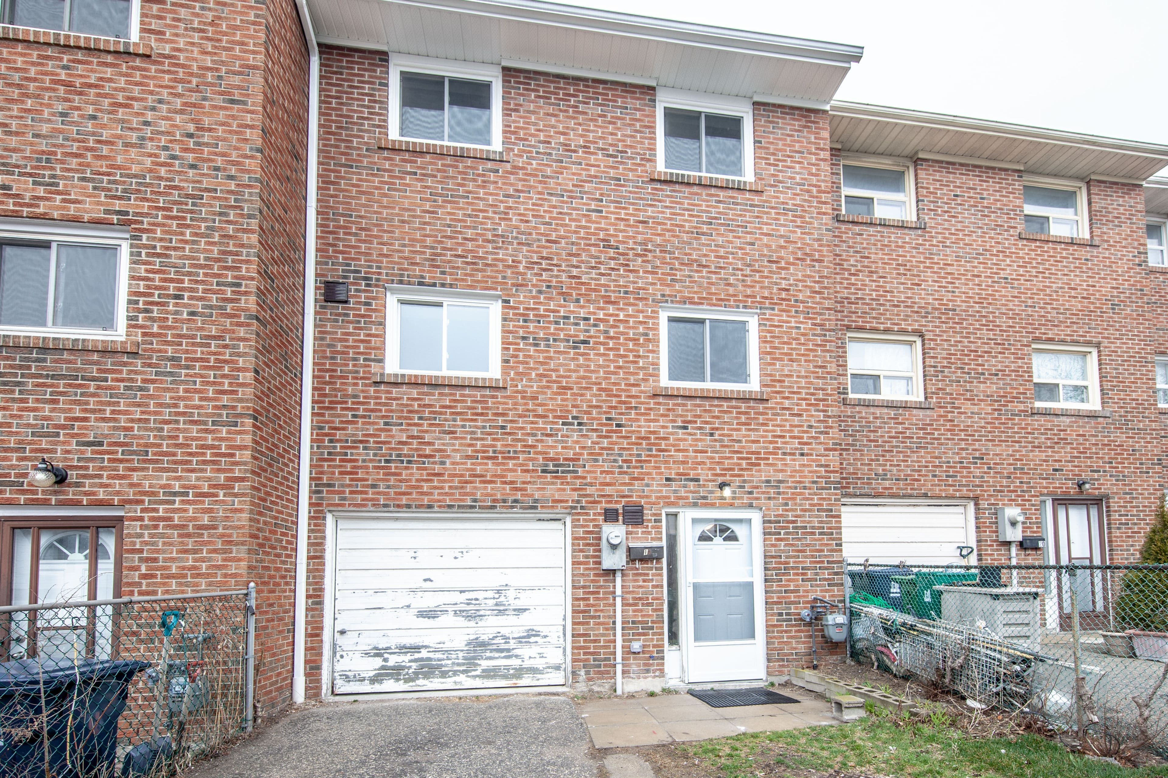 18 Darrell Avenue, Toronto E02, ON M4E 2G4