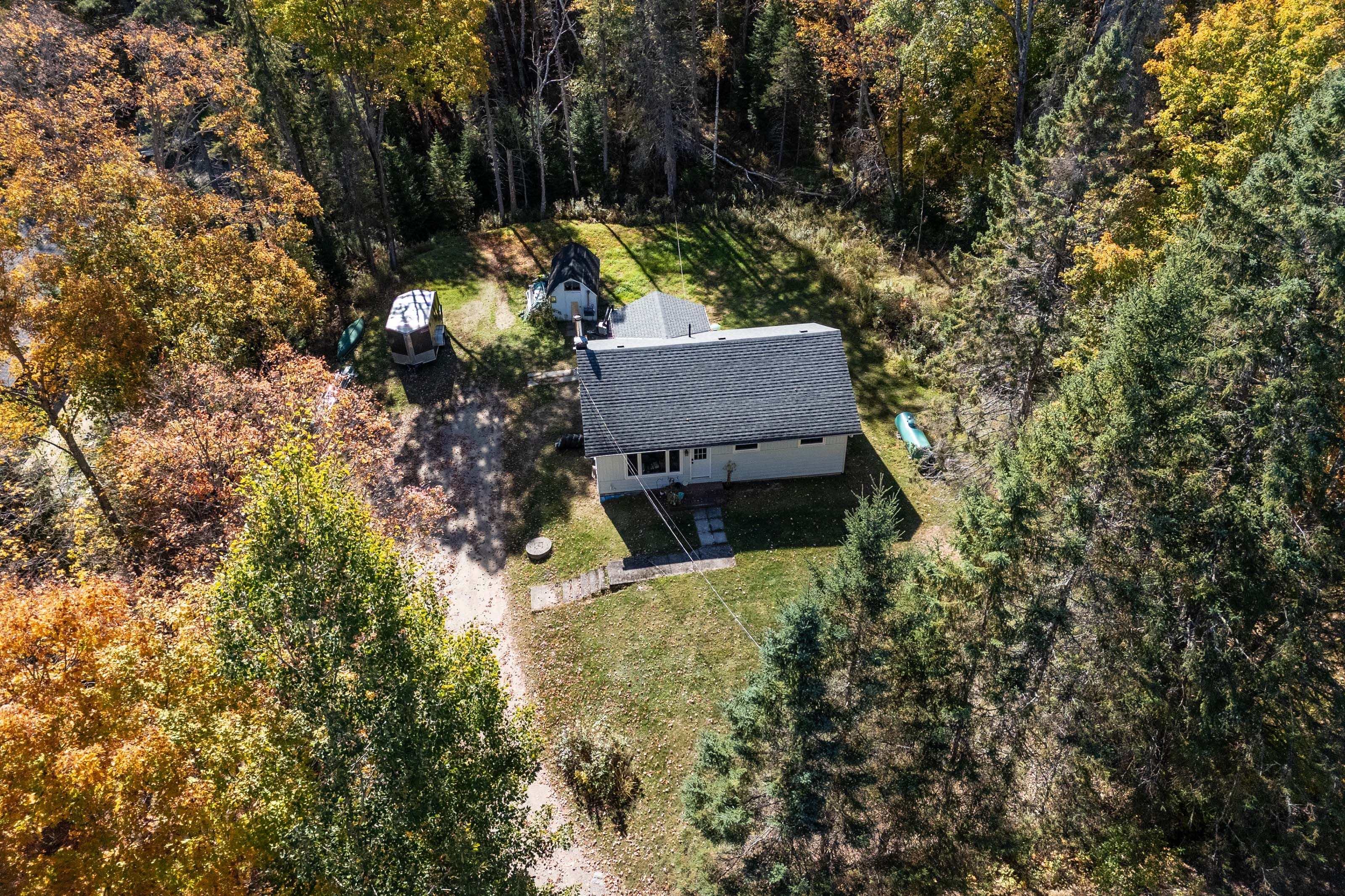 265 Chub Lake Road, Huntsville, ON P1H 1S4