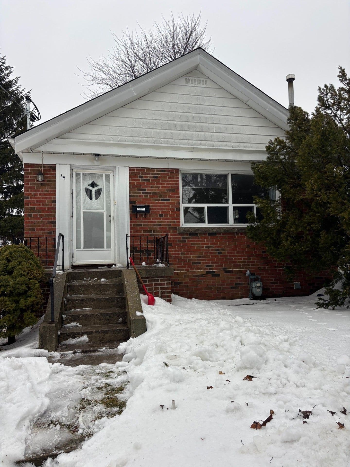 34 Inniswood Drive, Toronto E04, ON M1R 1E5
