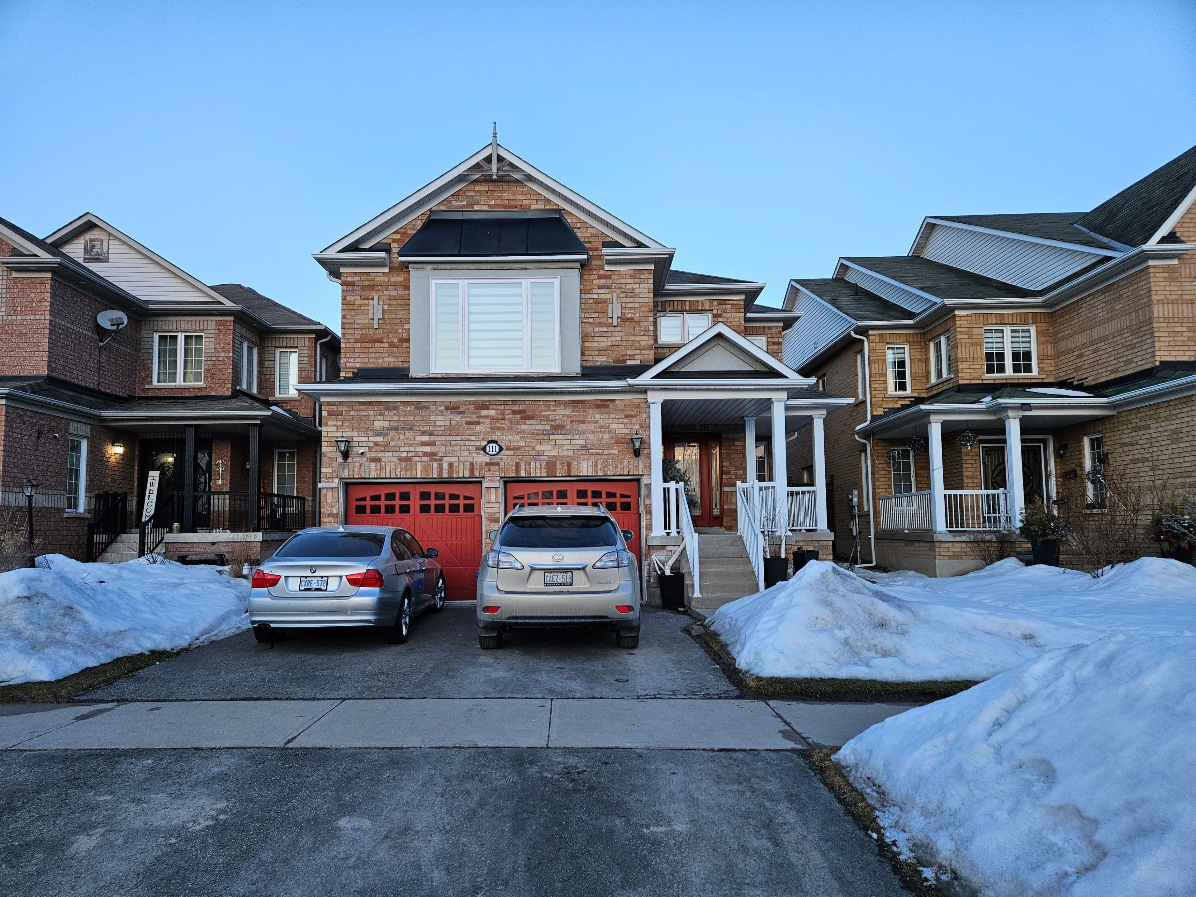 111 Rosswell Drive, Clarington, ON L1E 3K1