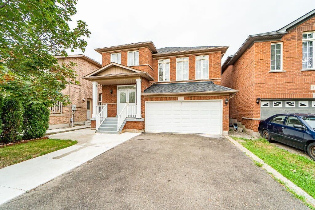 78 Fairhill Avenue Bsmnt, Brampton, ON L7A 2E8
