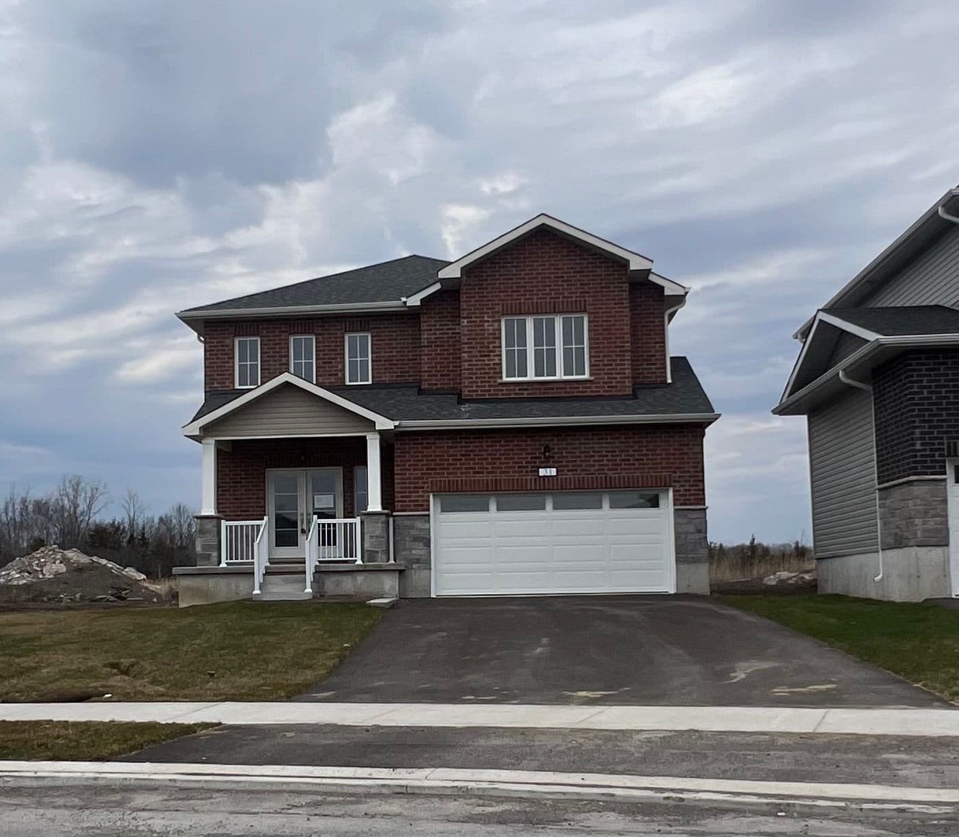 31 Bradden Crescent, Belleville, ON K8N 0T8