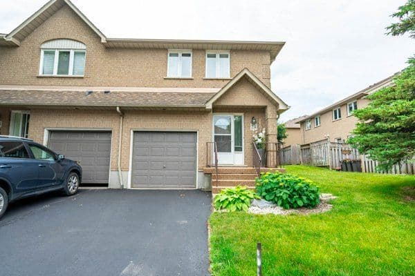 100 Vineberg Drive 24, Hamilton, ON L8W 3X4