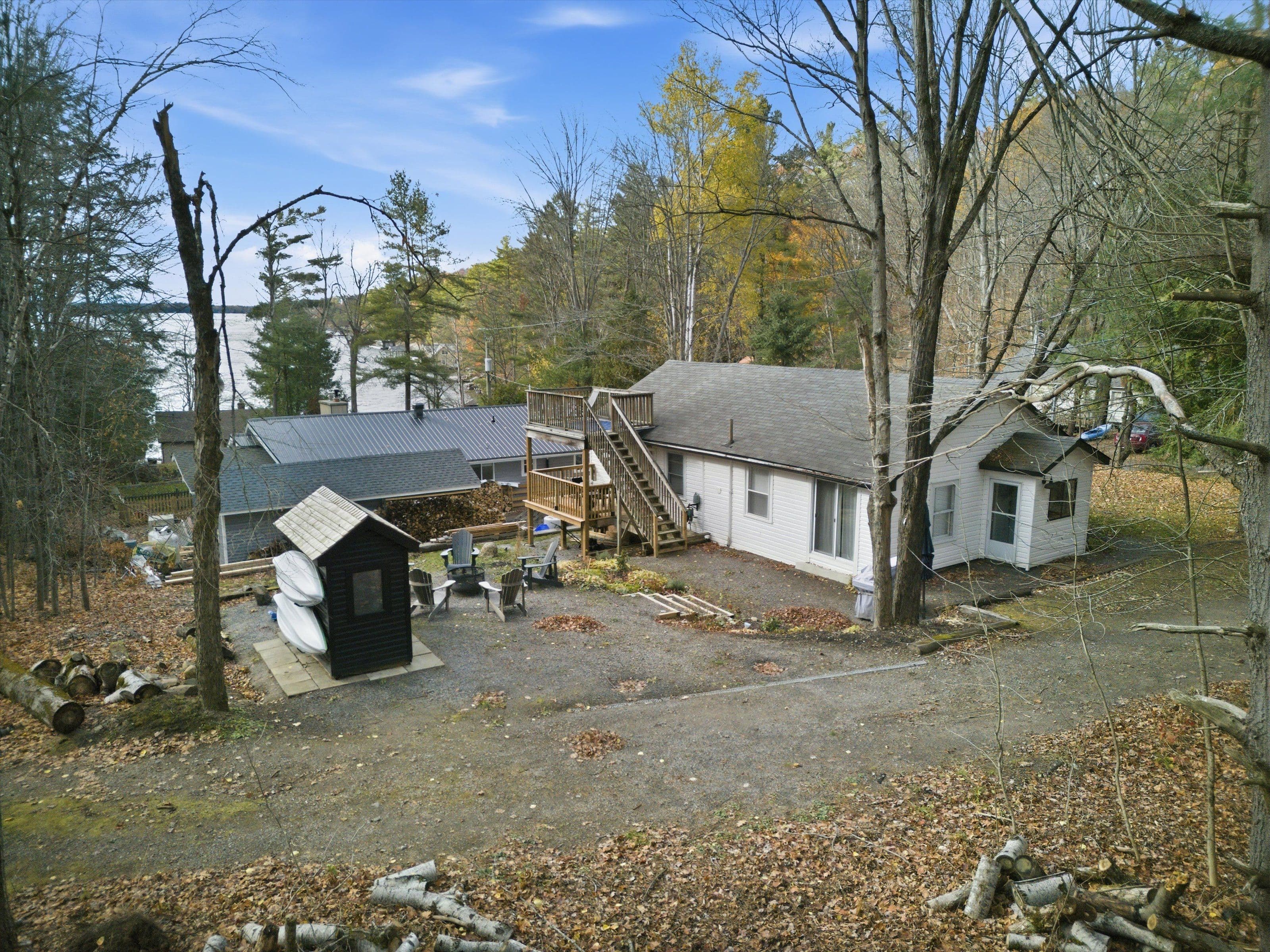 1037 STRAWBERRY BAY Road, Bracebridge, ON P1L 1X2
