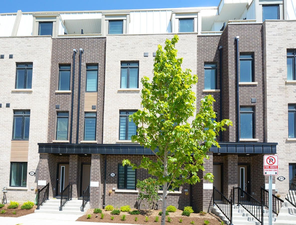 25 Case Ootes Drive, Toronto C13, ON M4A 1C5