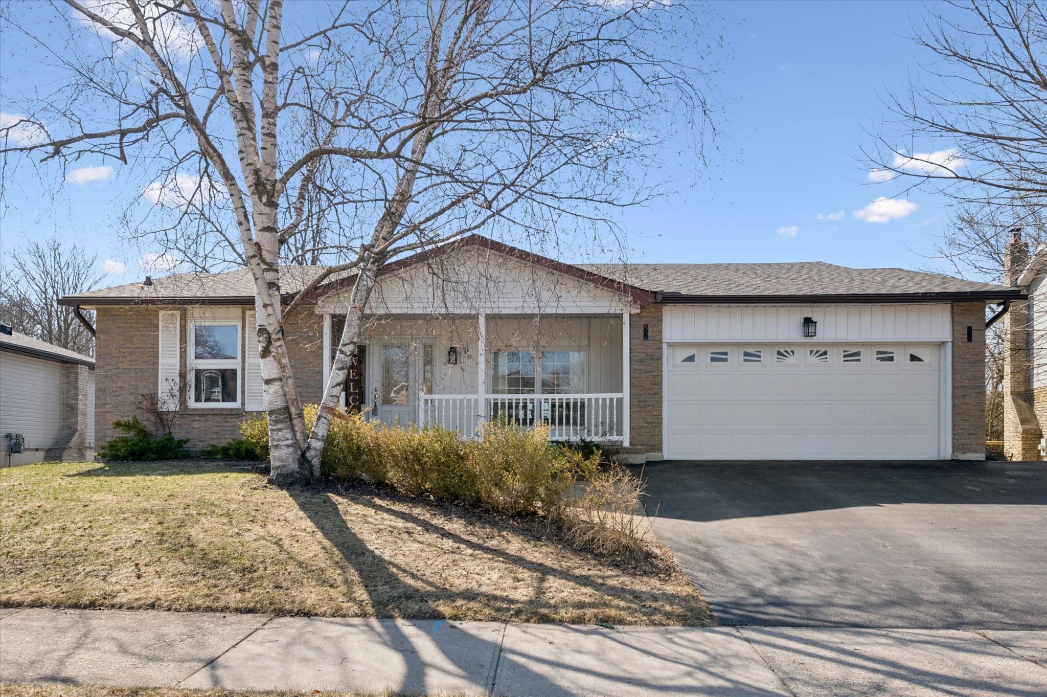 11 Blue Spruce Court, Kitchener, ON N2N 1L2