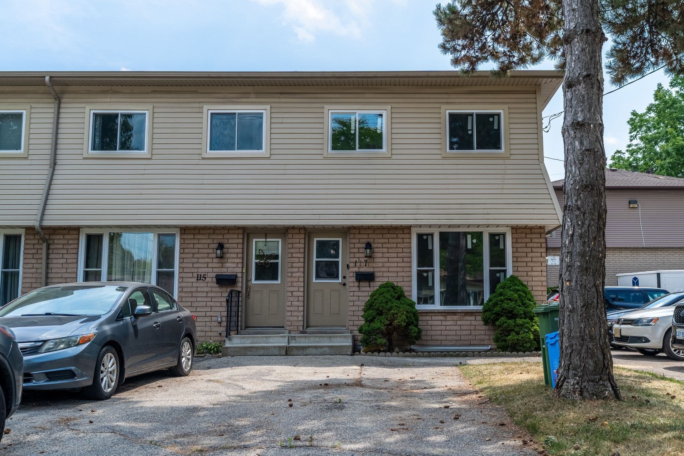 117 Bonaventure Drive 16, Hamilton, ON L9C 4P8