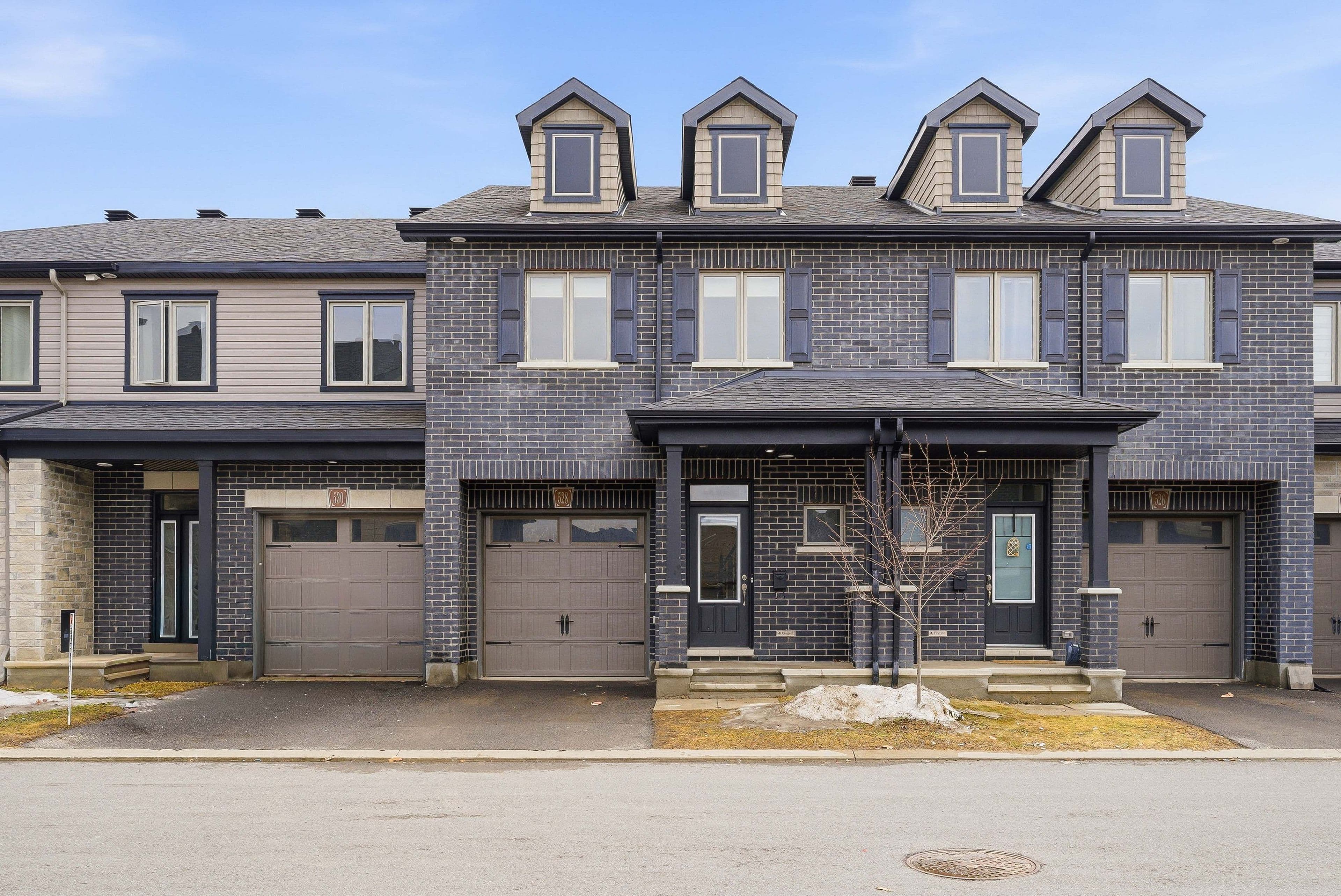 528 Fawn Valley Private, Blossom Park - Airport and Area, ON K1T 0W5