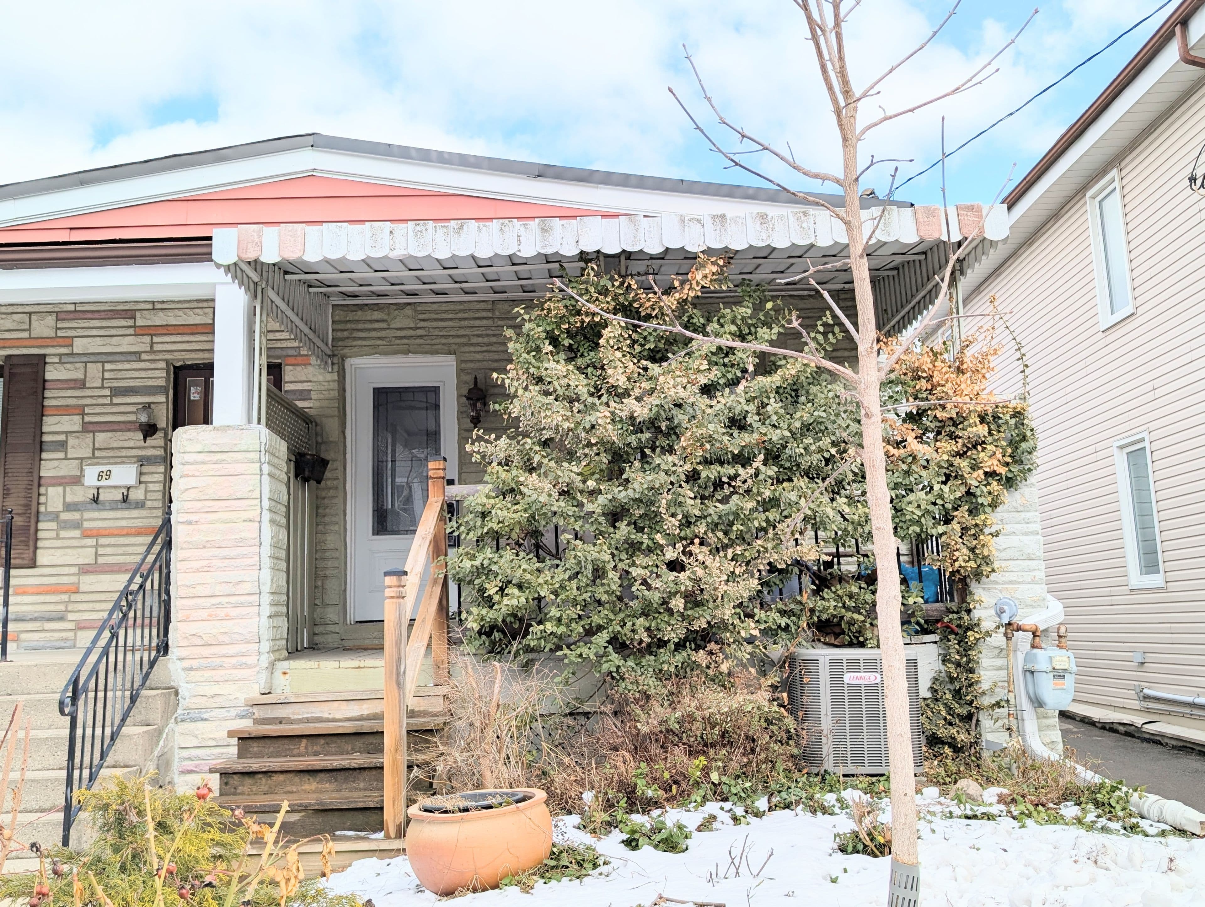 67 Condor Avenue, Toronto E01, ON M4J 3M7
