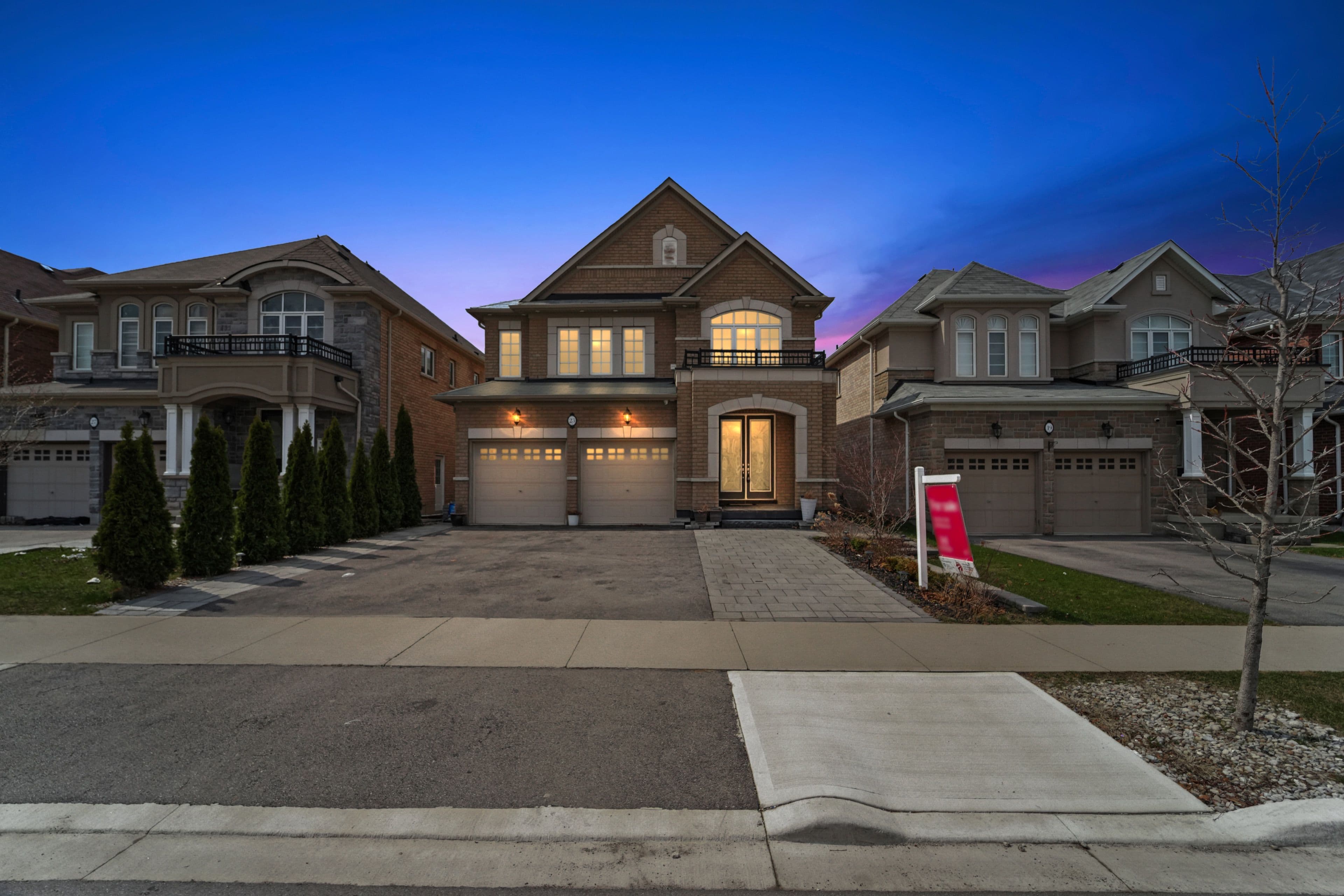 23 Chaumont Drive, Hamilton, ON L8J 0J9