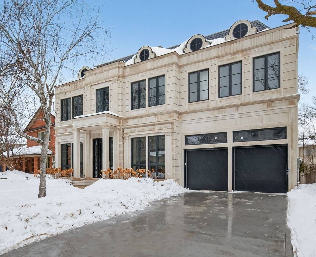 106 Yorkminster Road, Toronto C12, ON M2P 1M6