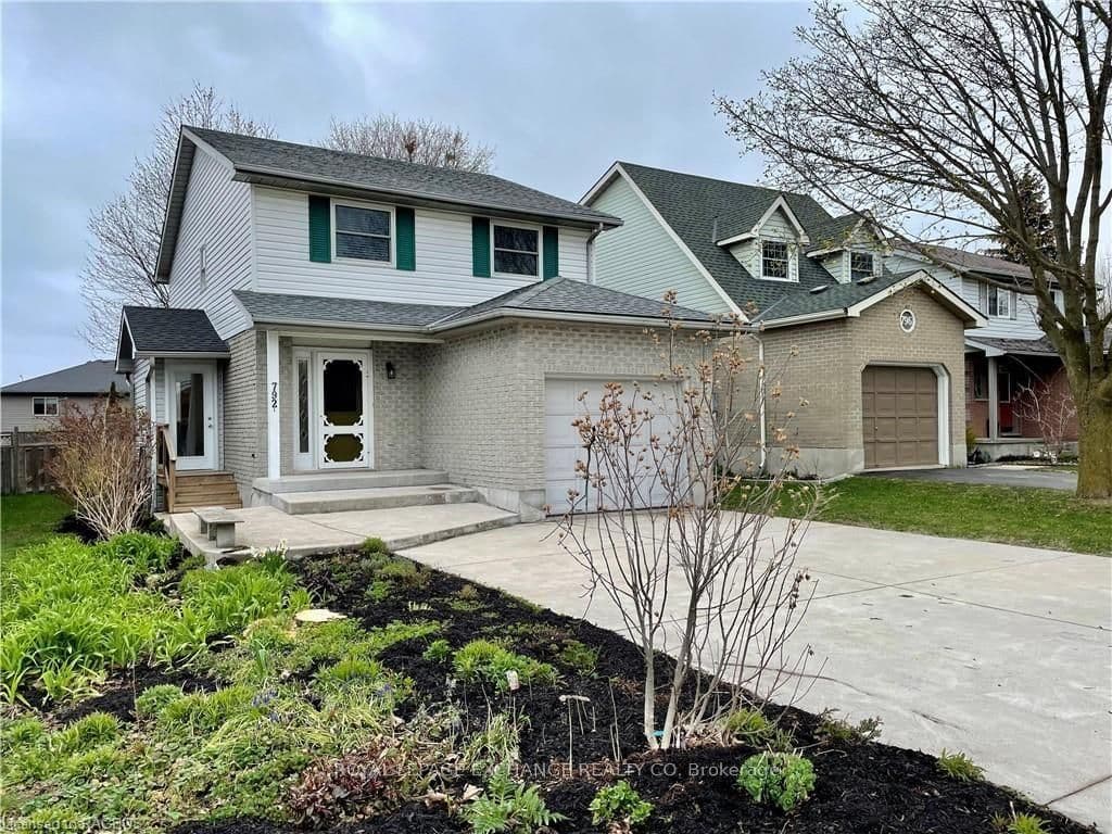 792 Mackendrick Drive, Kincardine, ON N2Z 3A5