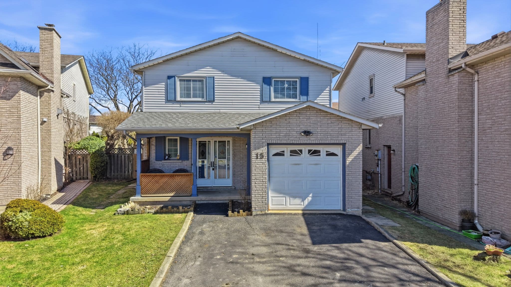 15 Finch Place, Hamilton, ON L9A 5C2