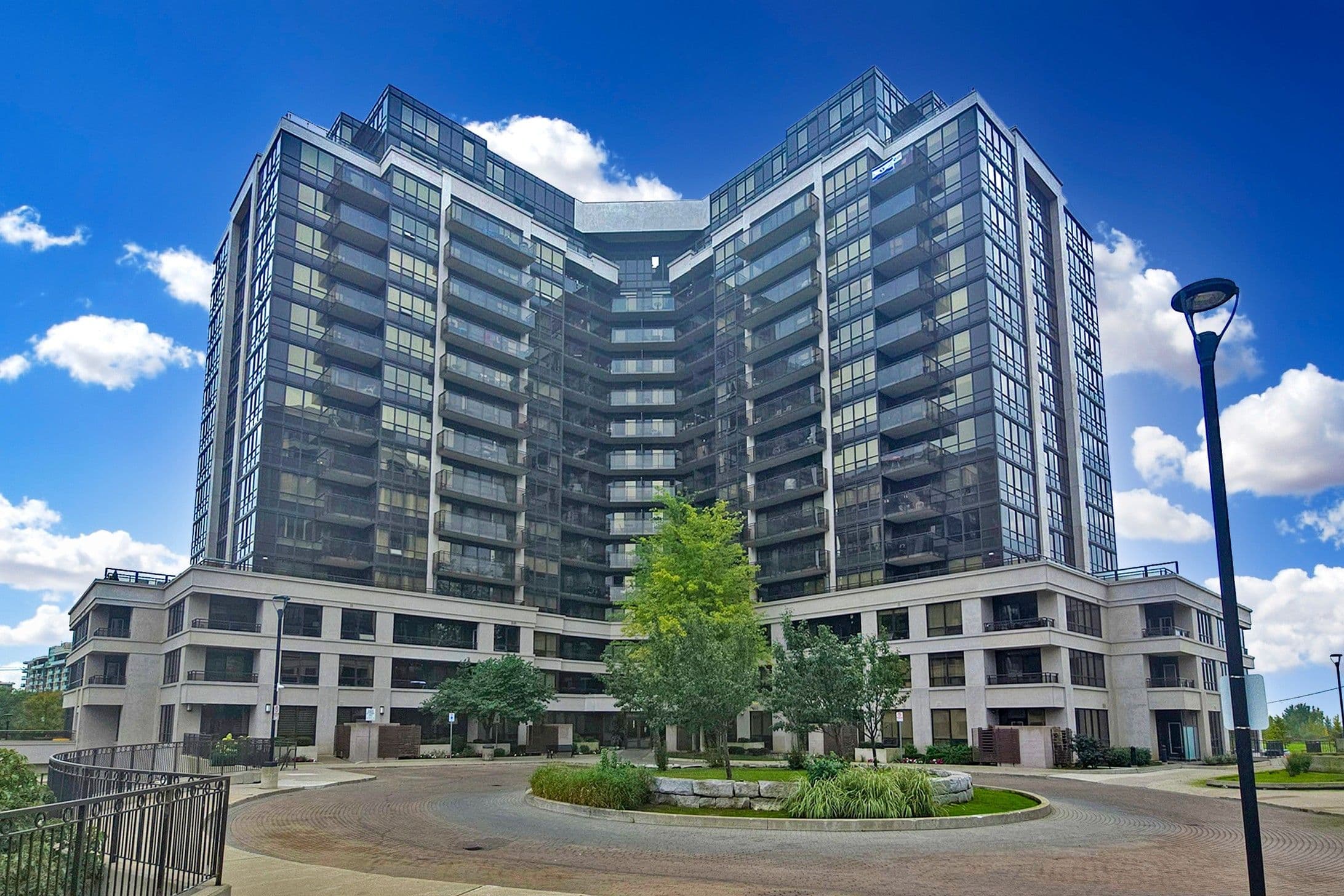 1060 Sheppard Avenue W 820, Toronto W05, ON M3J 0G7