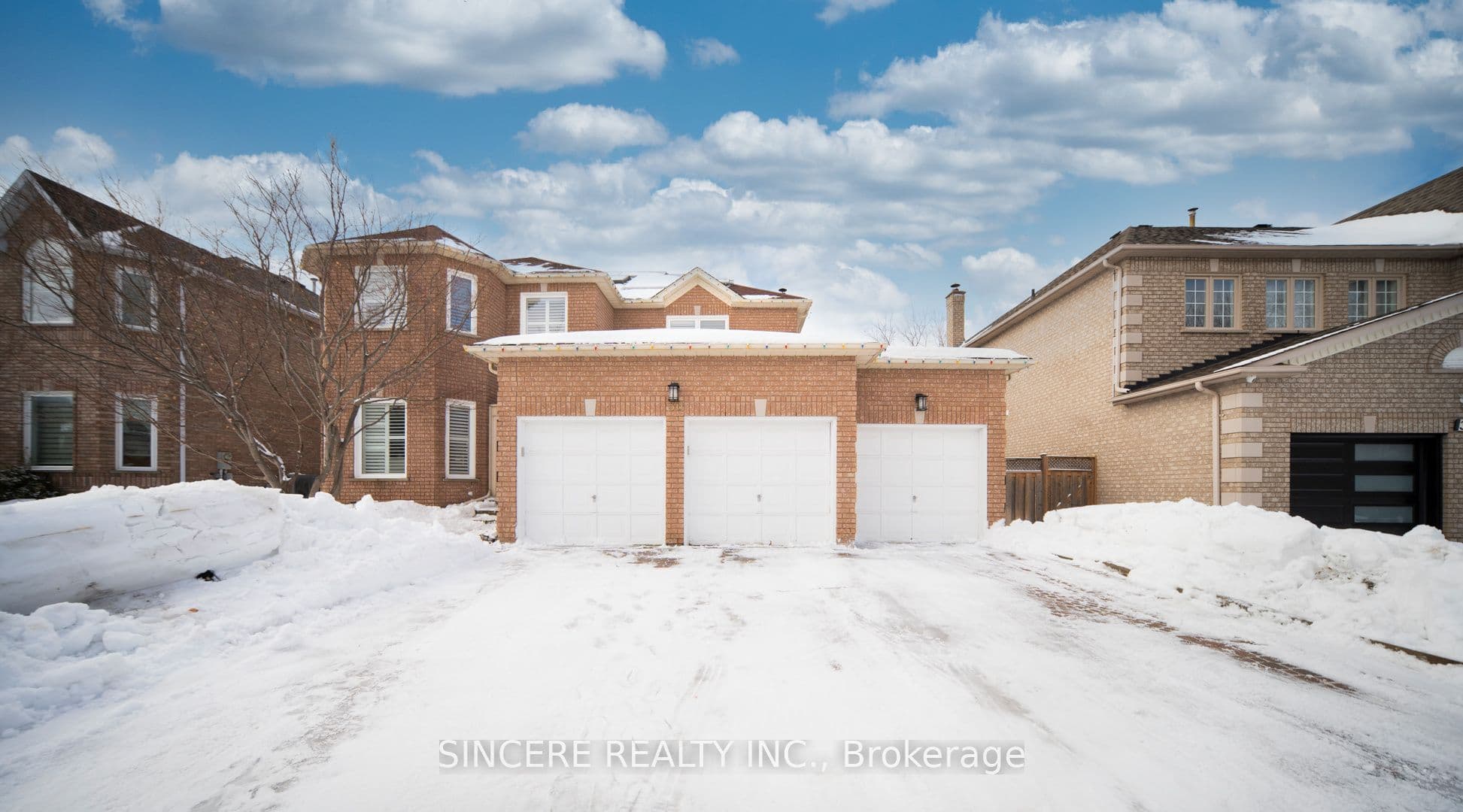 30 Eyer Drive, Markham, ON L6C 1T8