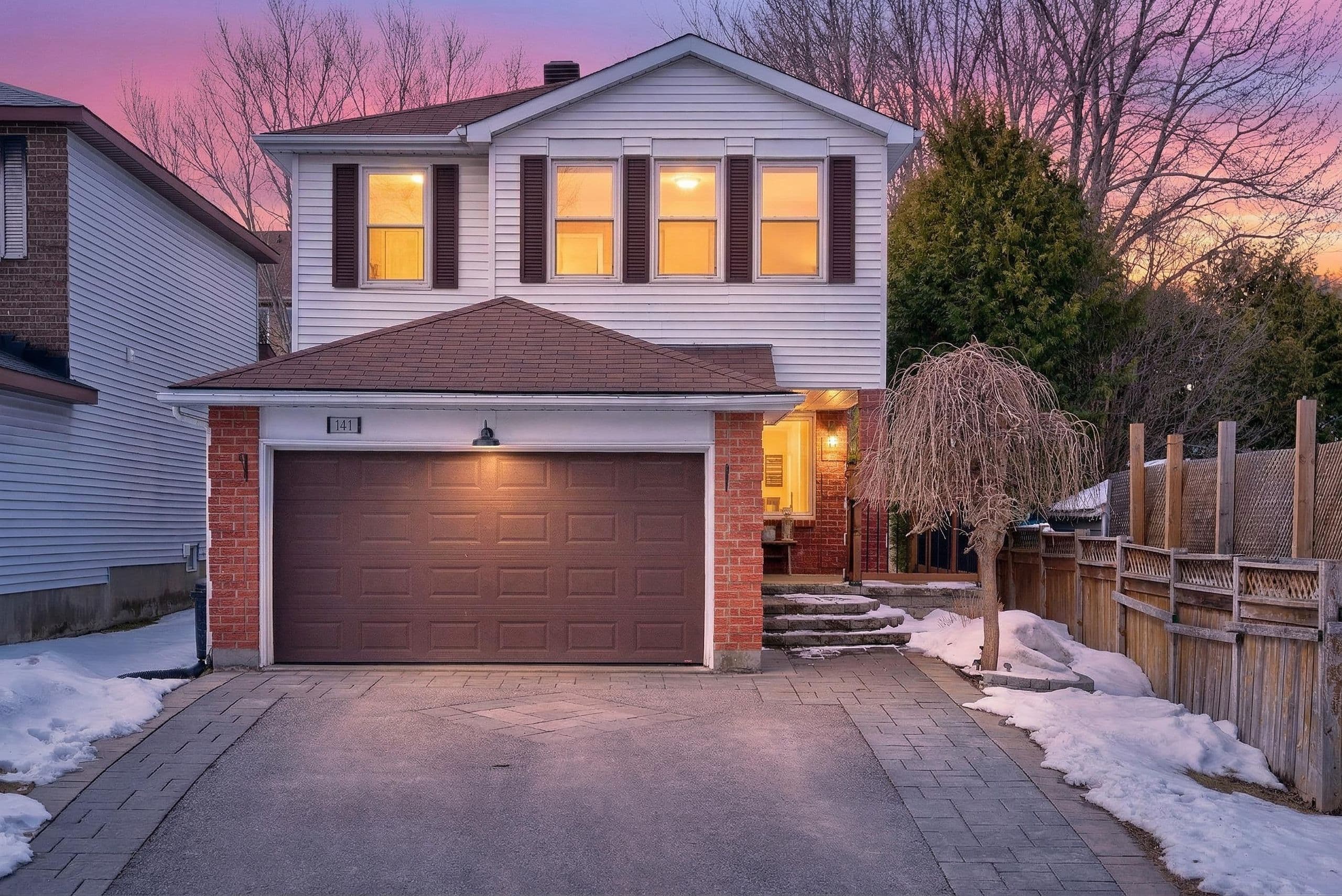 141 Acklam Terrace, Kanata, ON K2K 2J4