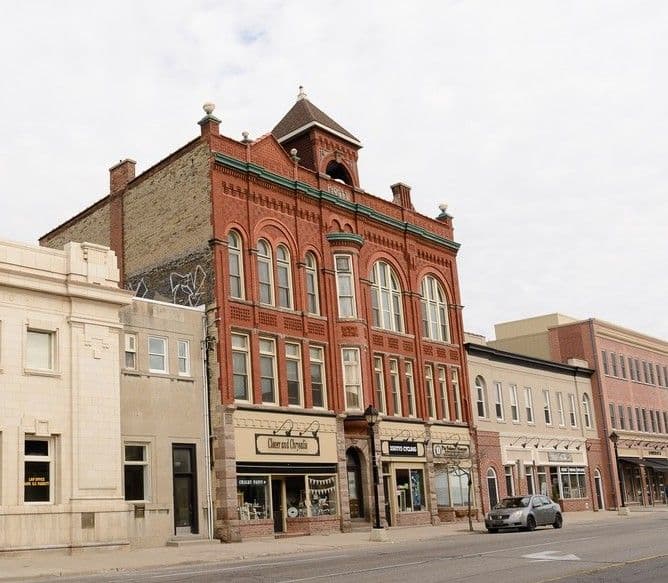 12 Water Street N 3, Cambridge, ON N1R 3B1