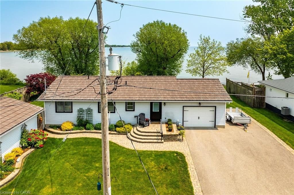 92 Hoover Point Lane, Haldimand, ON N0A 1P0