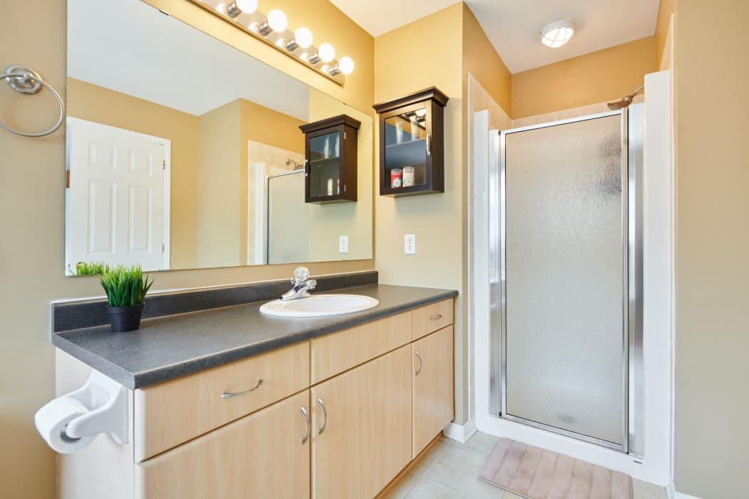 162 Redcliff Avenue, Barrhaven, ON K2J 5J7