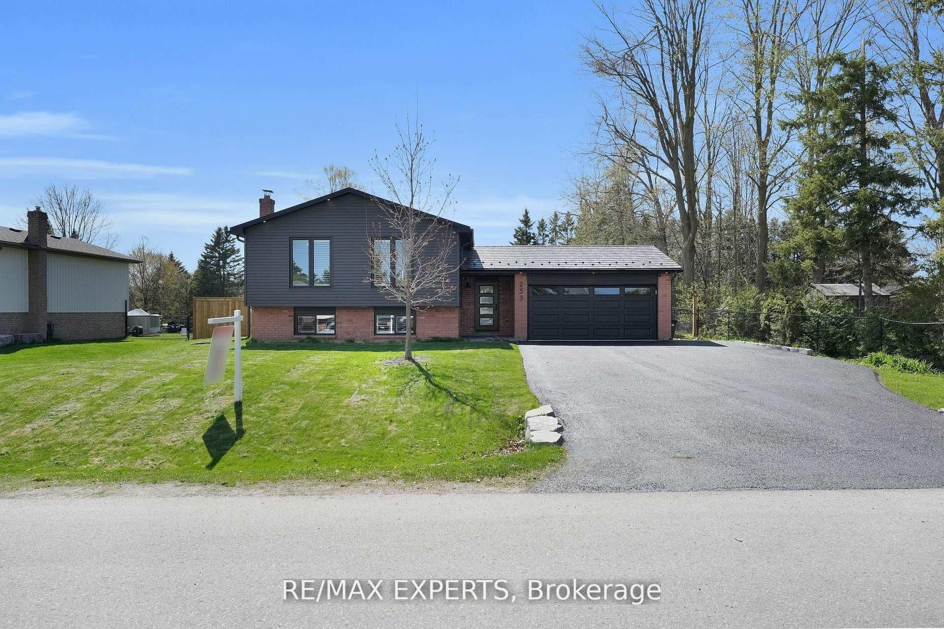 253 Spencer Avenue, Essa, ON L0L 2N0