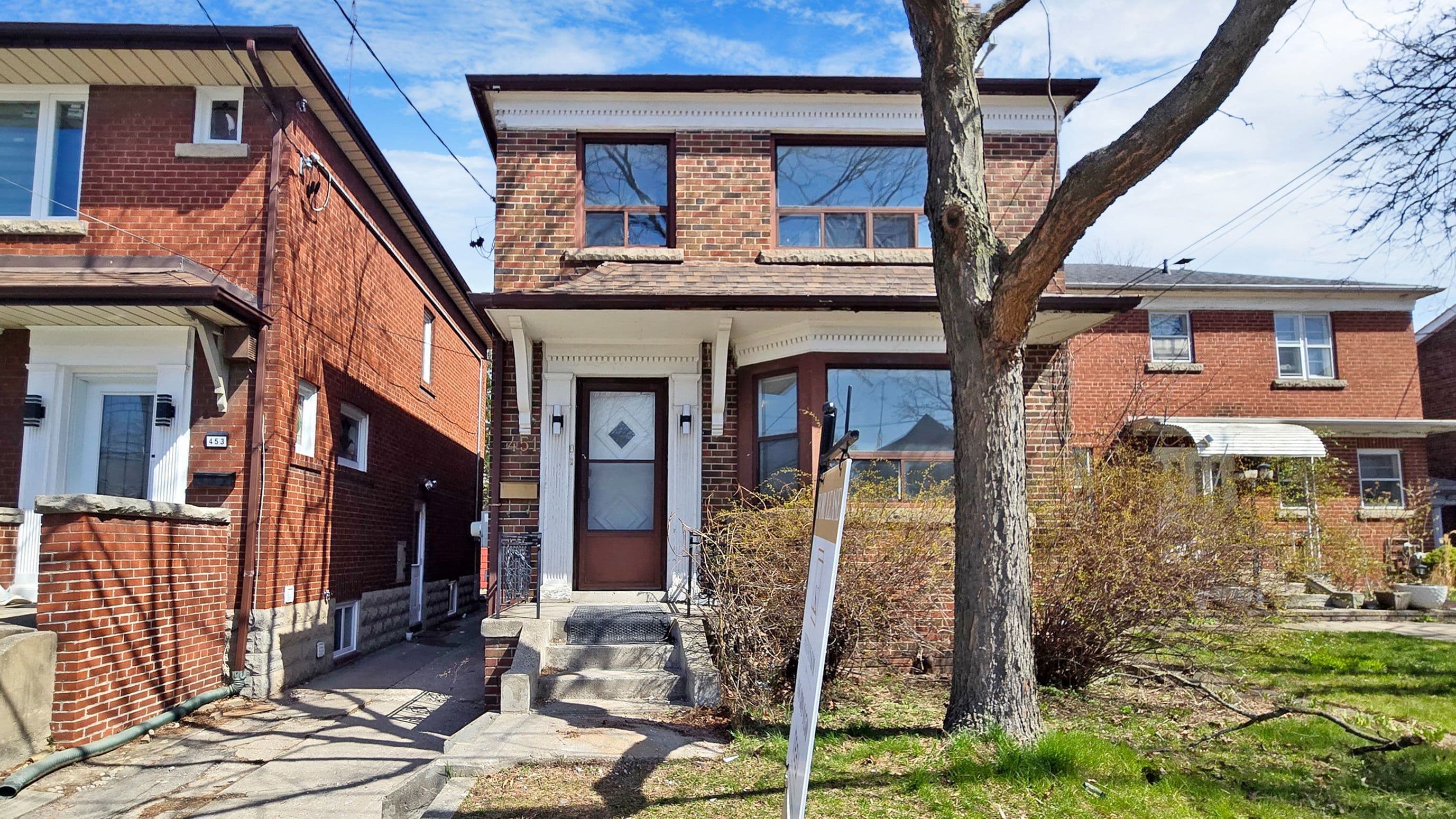 451 Donlands Avenue, Toronto E03, ON M4J 3S4