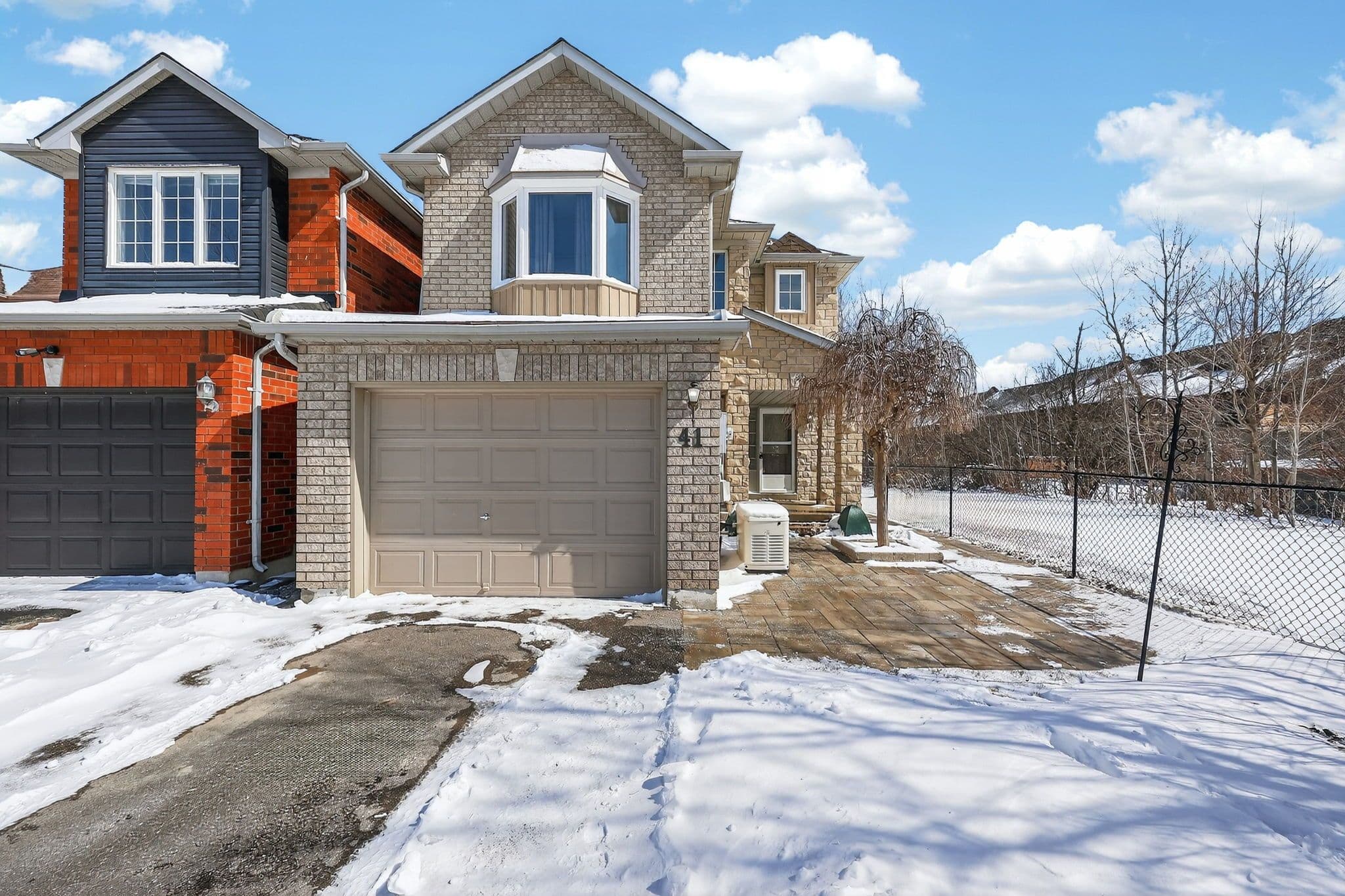 41 Herrema Boulevard, Uxbridge, ON L9P 1W6