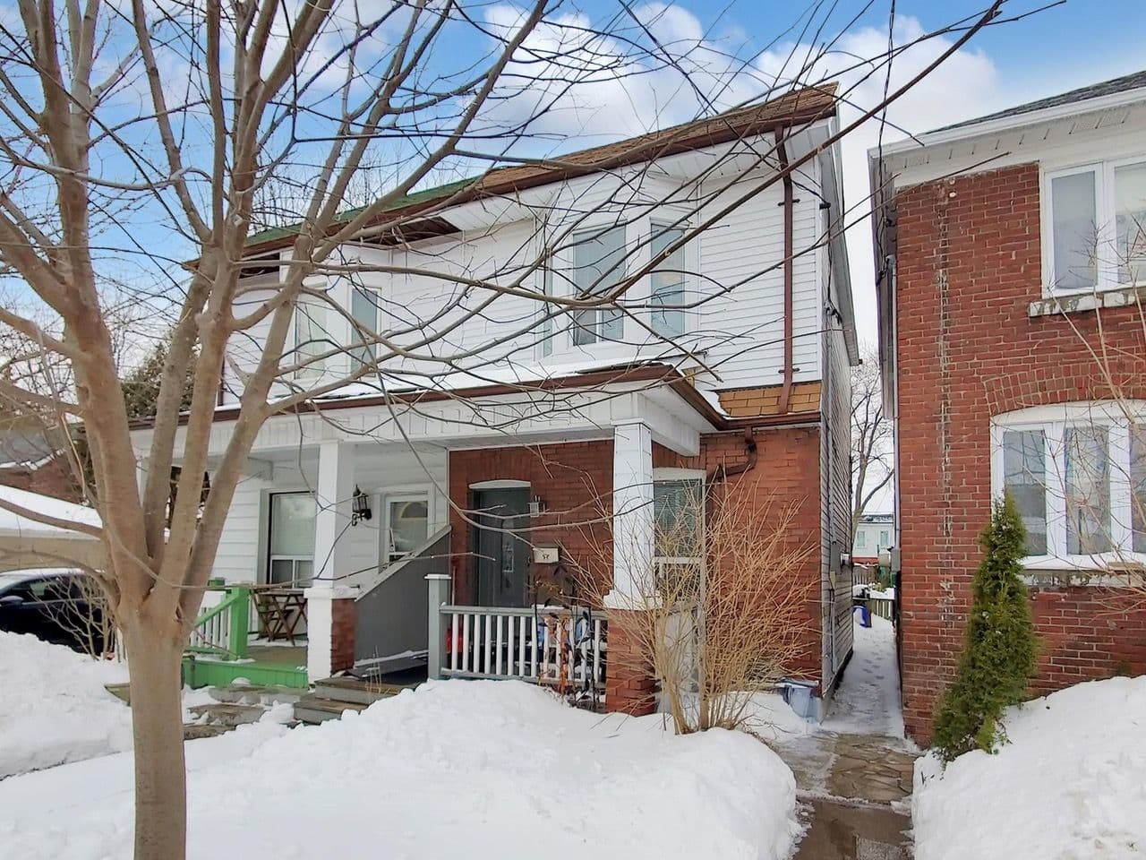 40 Sibley Avenue, Toronto E02, ON M4C 5E9