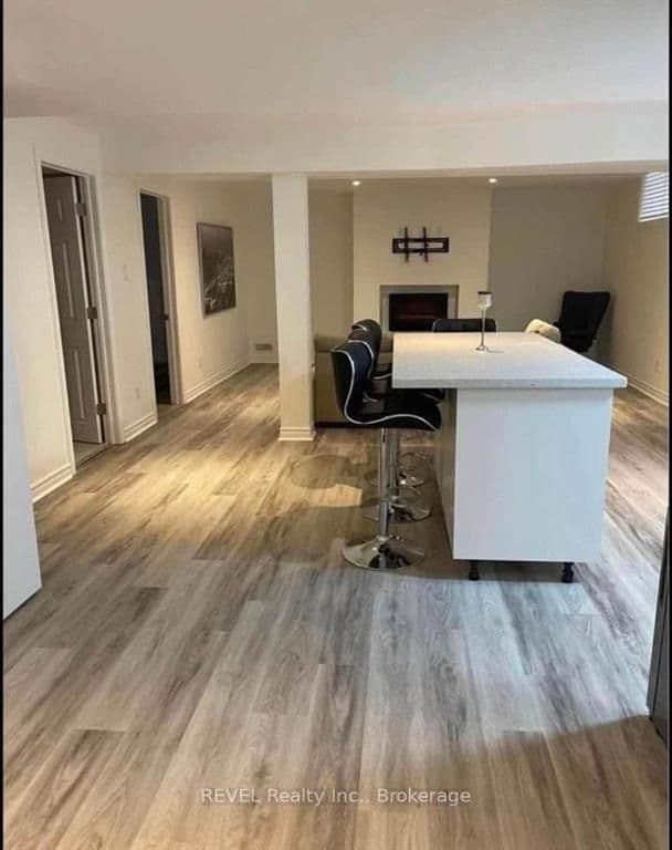 140 Sumner Crescent Basemnt, Grimsby, ON L3M 0B4