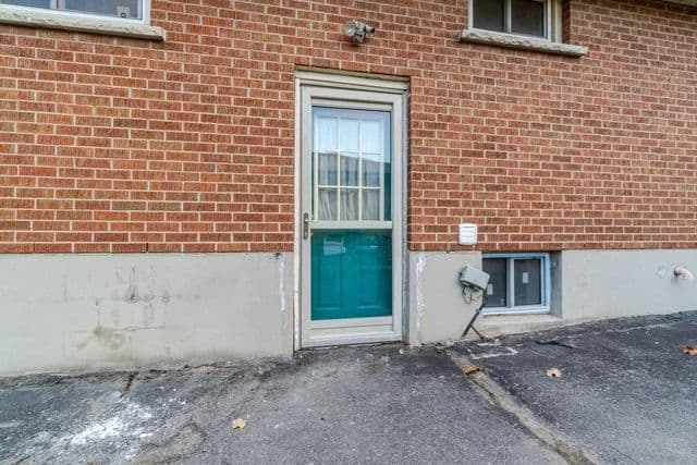 541 Oakwood Avenue LOWER, Oshawa, ON L1G 2R1, Oshawa