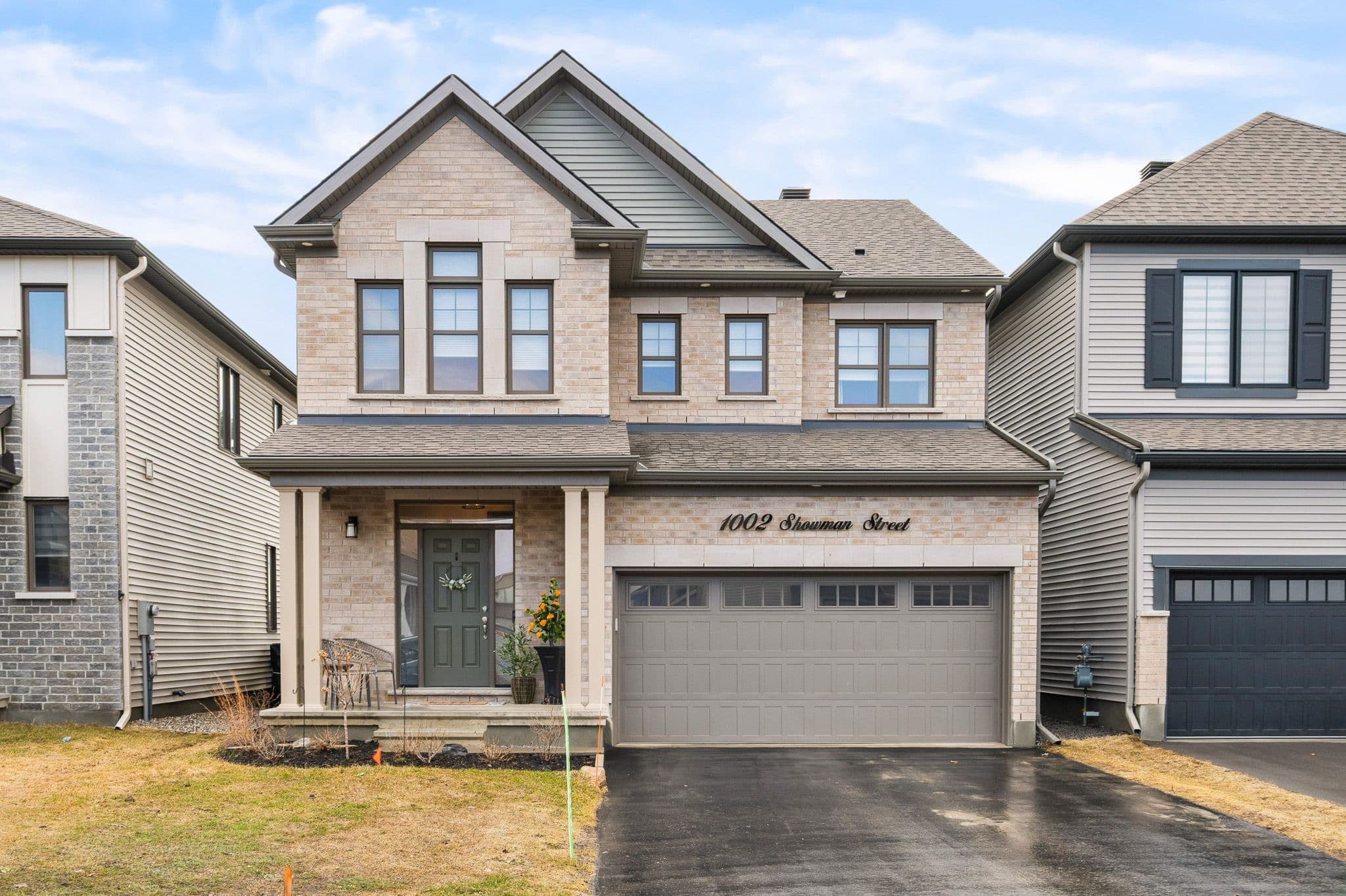 1002 Showman Street, Stittsville - Munster - Richmond, ON K0A 2Z0