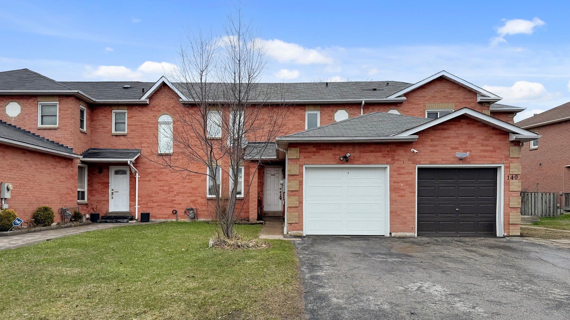 142 Wright Crescent, Ajax, ON L1S 6X6