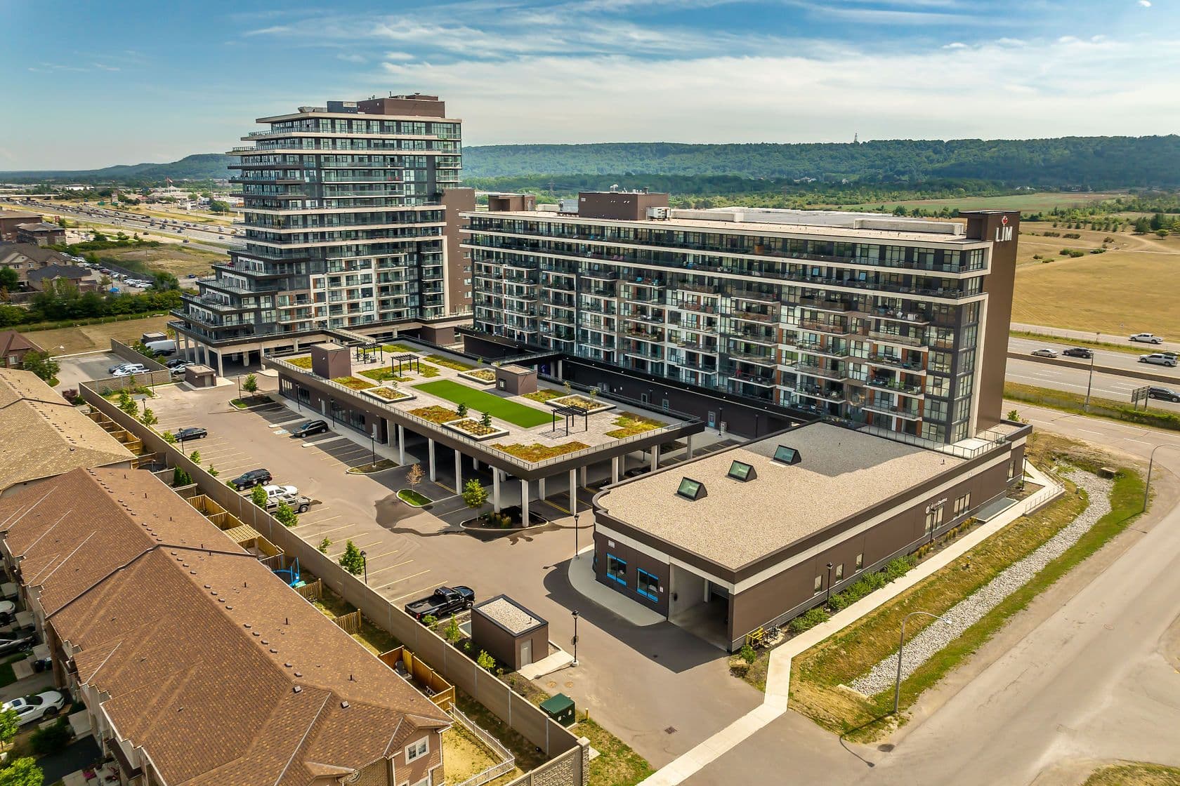 550 North Service Road 714, Grimsby, ON L3M 4E8