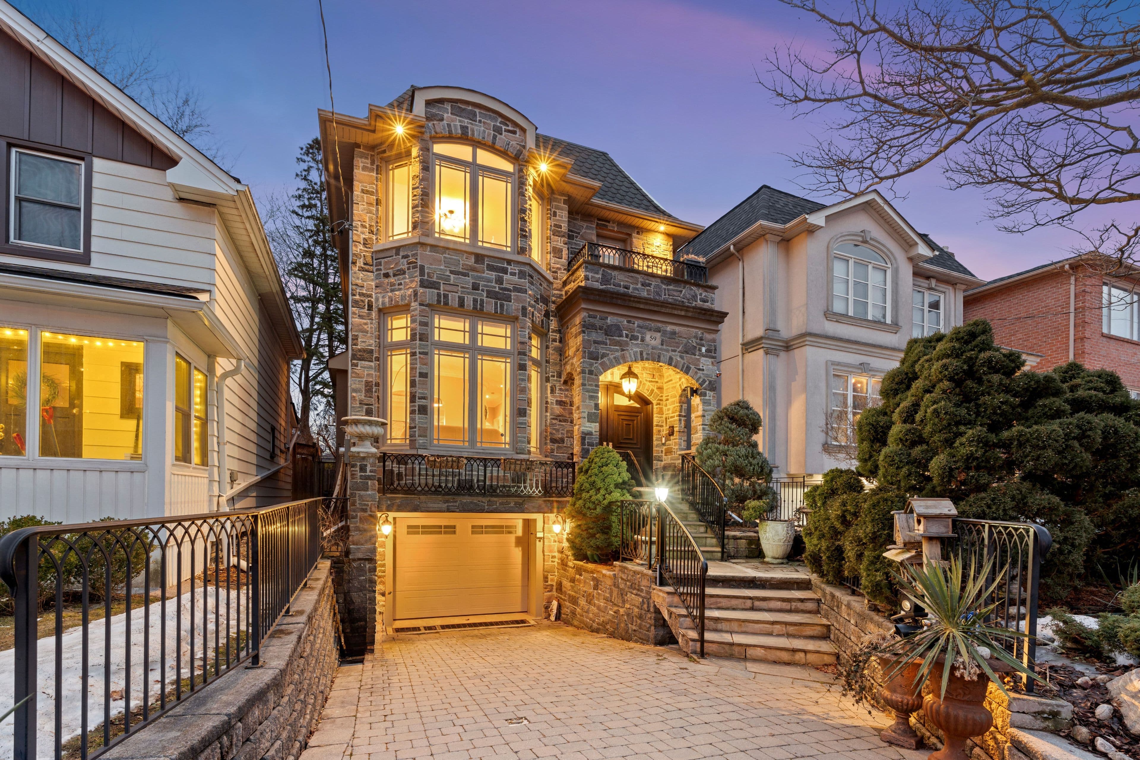 59 Burndale Avenue, Toronto C07, ON M2N 1S6