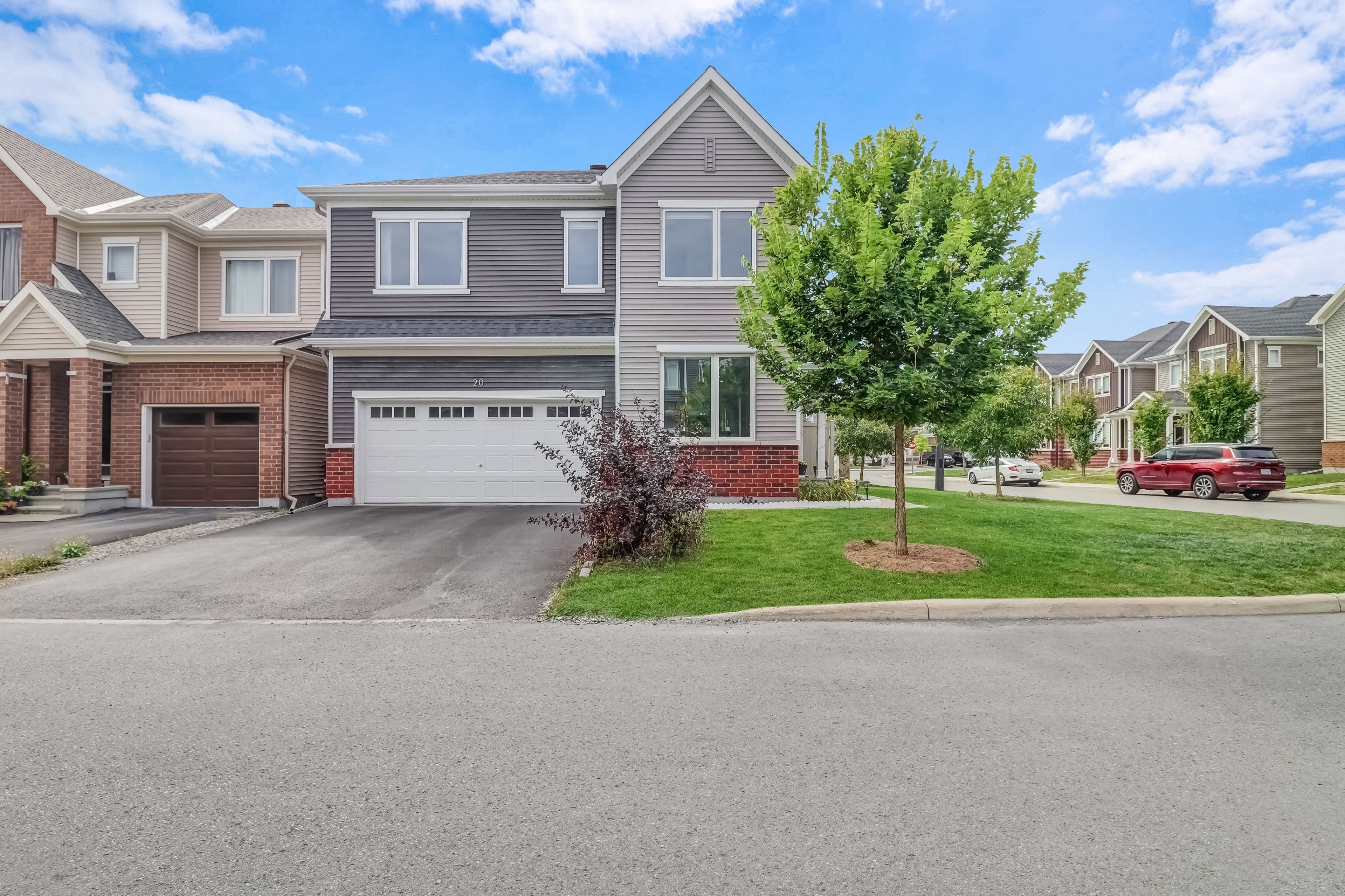 20 Coppermine Street, Barrhaven, ON K2J 6P6