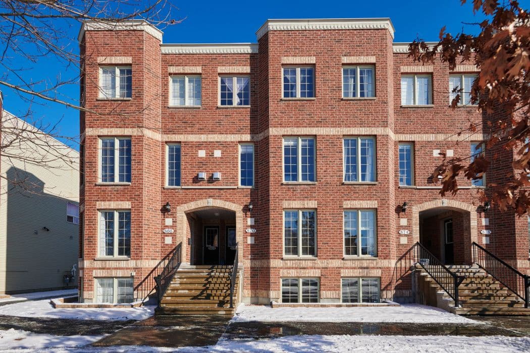 870 Longfields Drive, Barrhaven, ON K2J 0J3